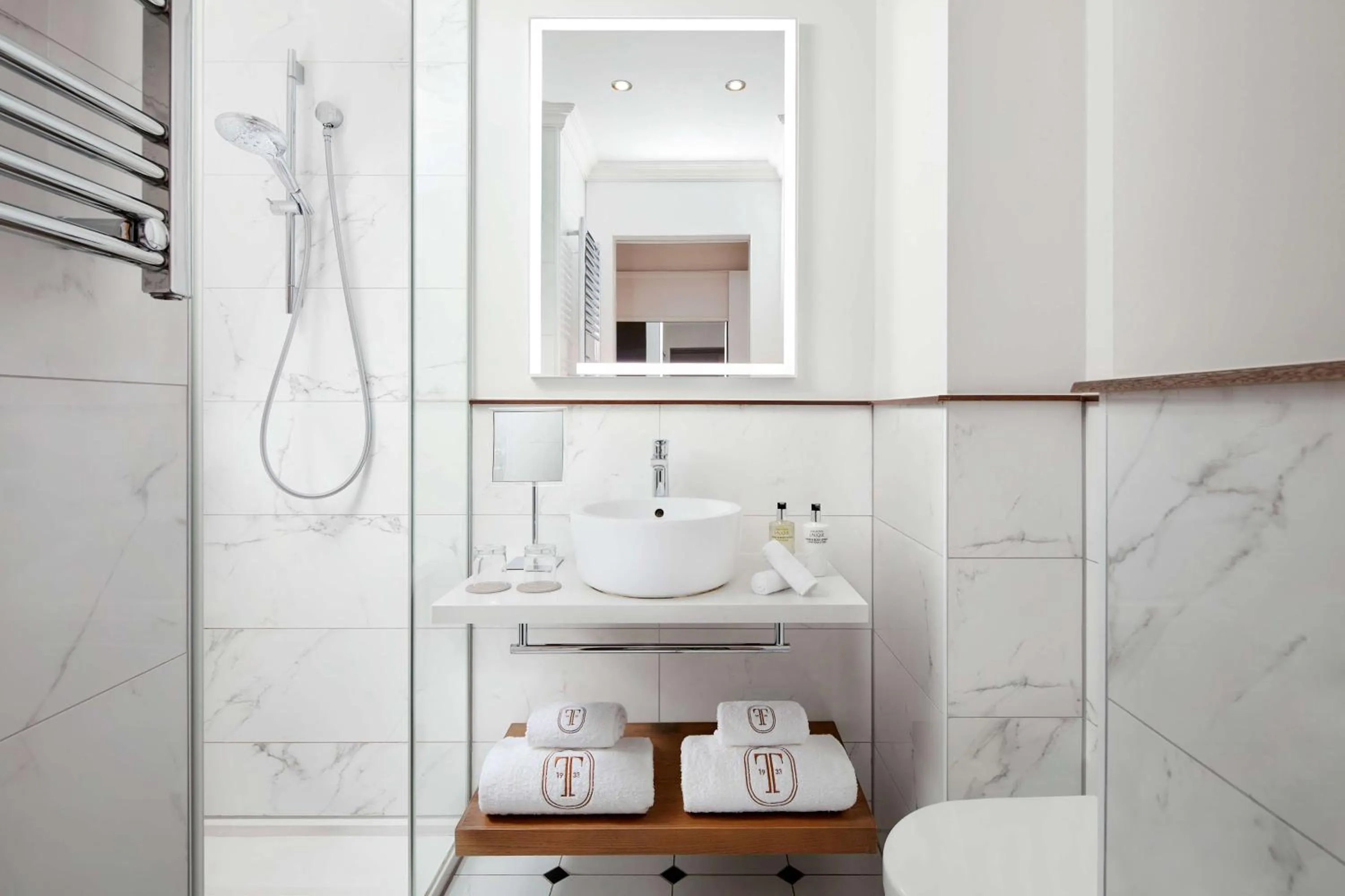 Bathroom in Tivoli Doelen Amsterdam Hotel