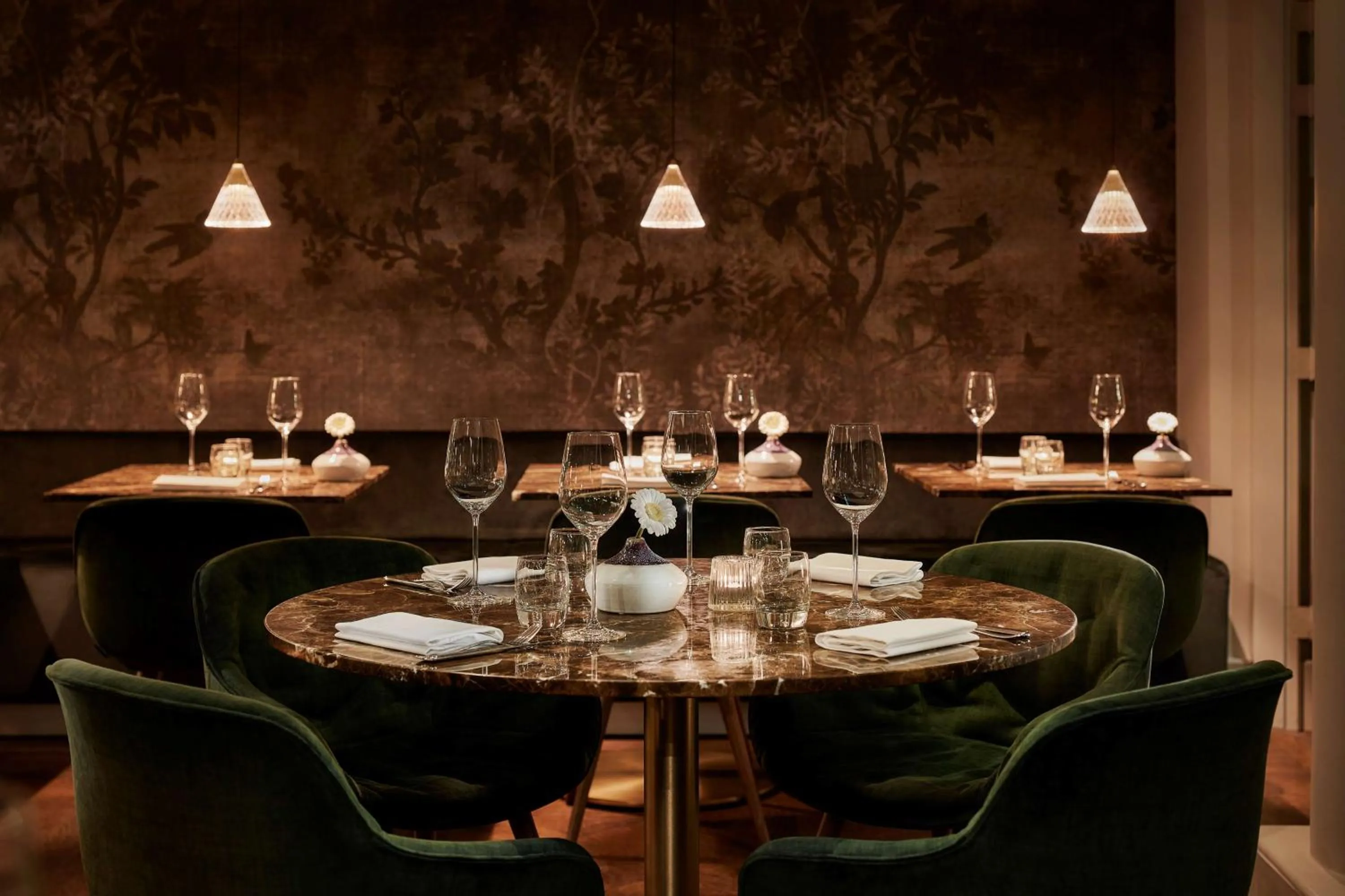 Restaurant/places to eat in Tivoli Doelen Amsterdam Hotel