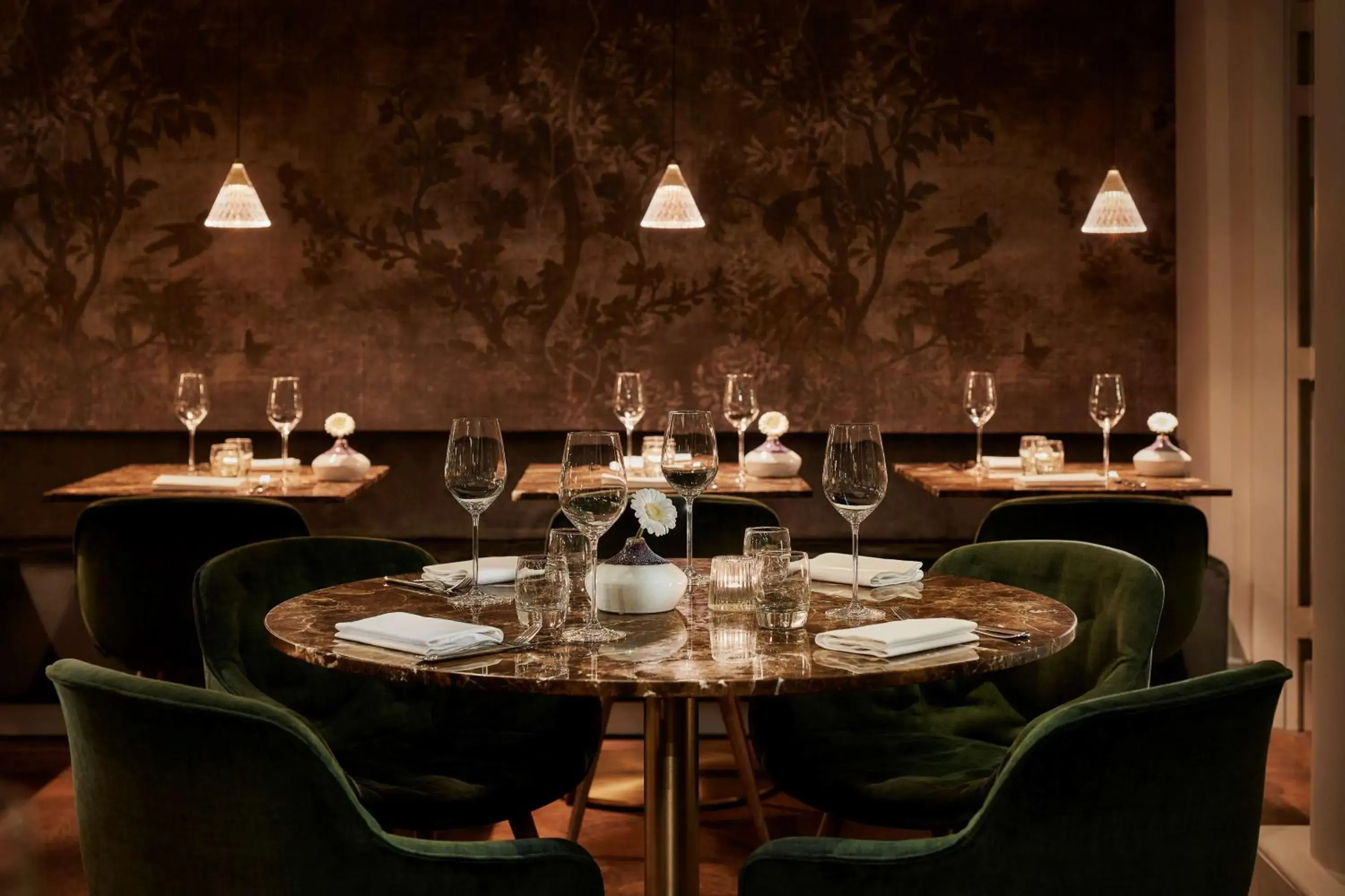 Restaurant/places to eat in Tivoli Doelen Amsterdam Hotel Restaurant/places to eat in Tivoli Doelen Amsterdam Hotel