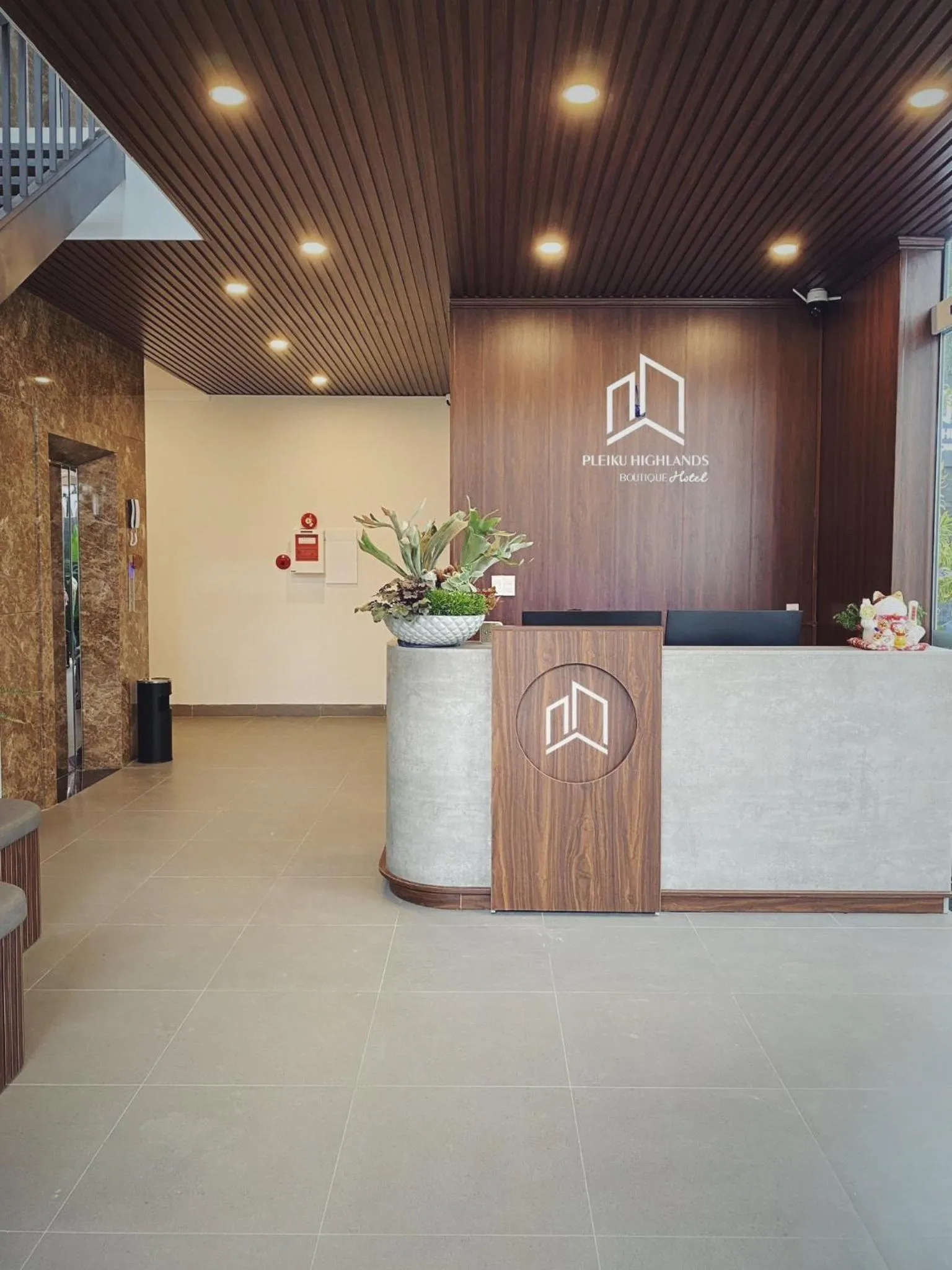 Communal lounge/ TV room in PLEIKU HIGHLANDS BOUTIQUE HOTEL