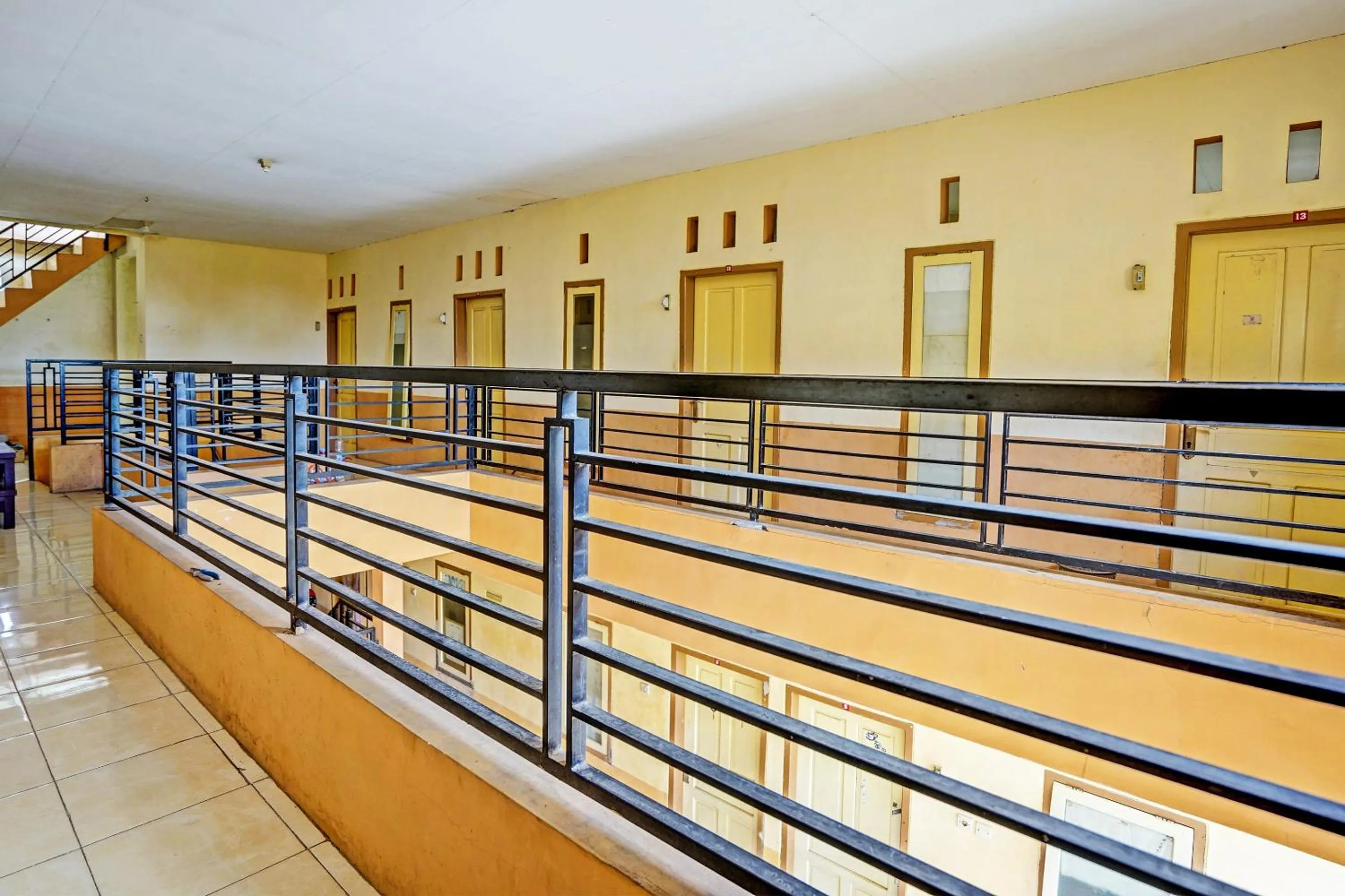 Lobby or reception in Hotel O Lili Kost SyariahNearKetapang Royal City