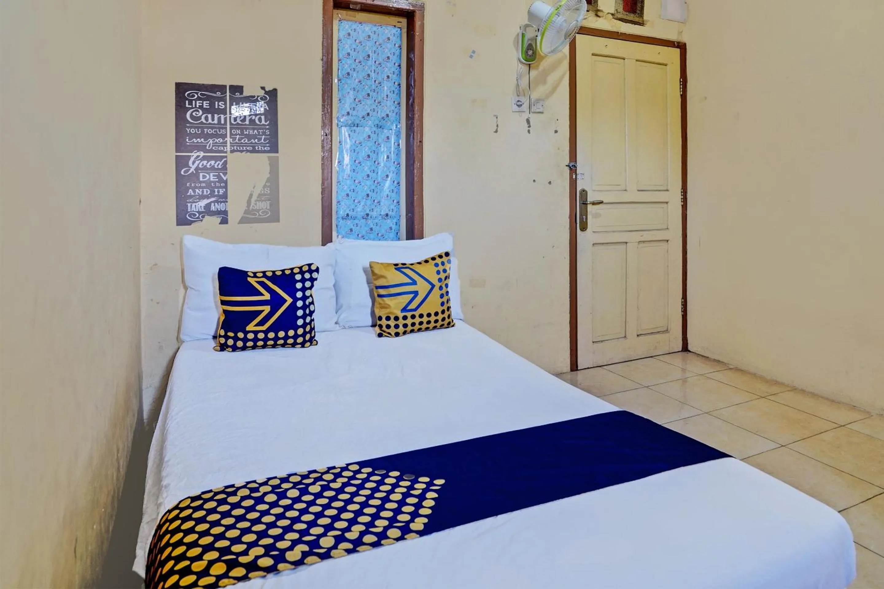 Bedroom, Bed in Hotel O Lili Kost SyariahNearKetapang Royal City