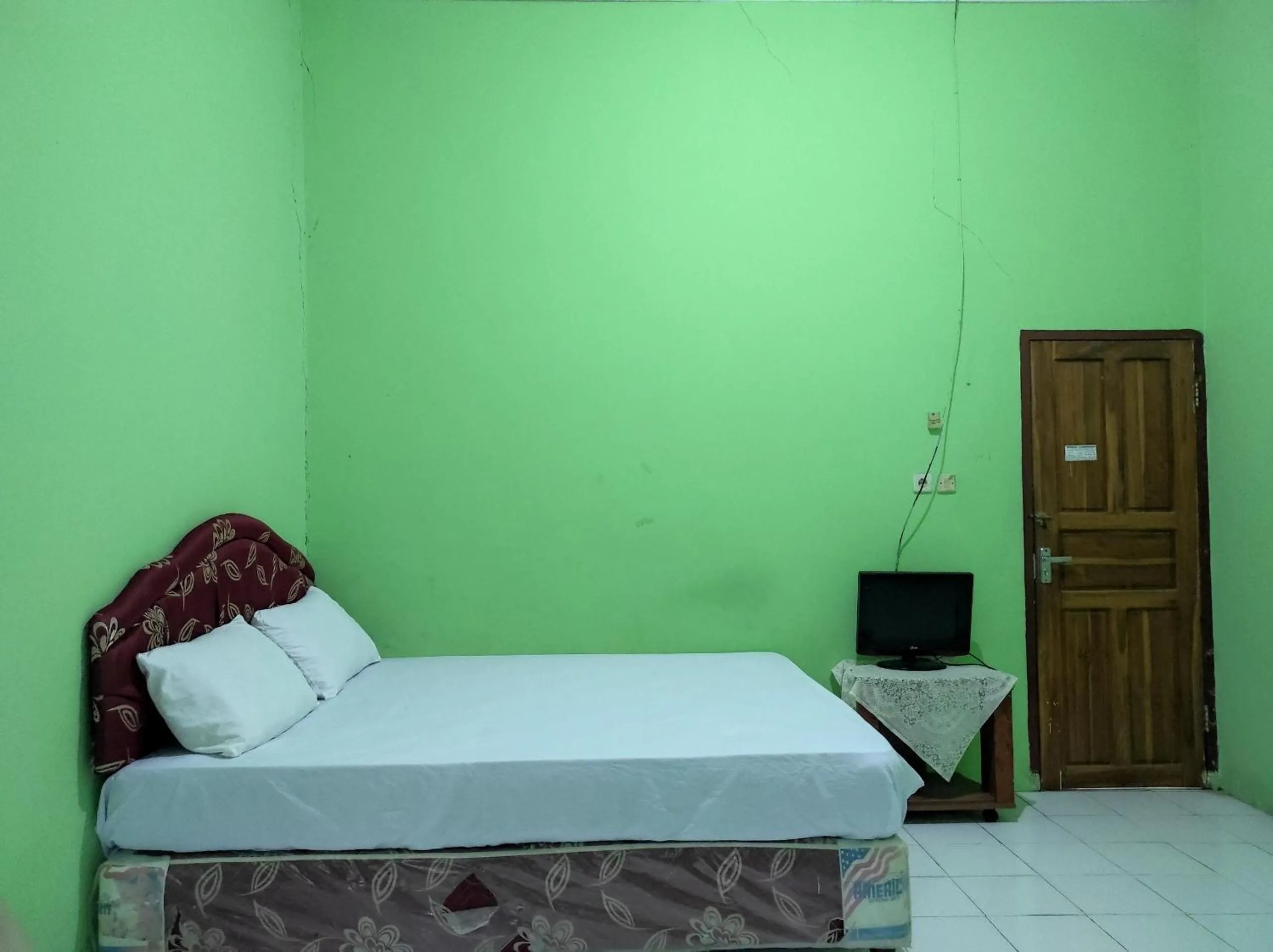 Bedroom, Bed in Hotel O Penginapan Syariah Al Syifa