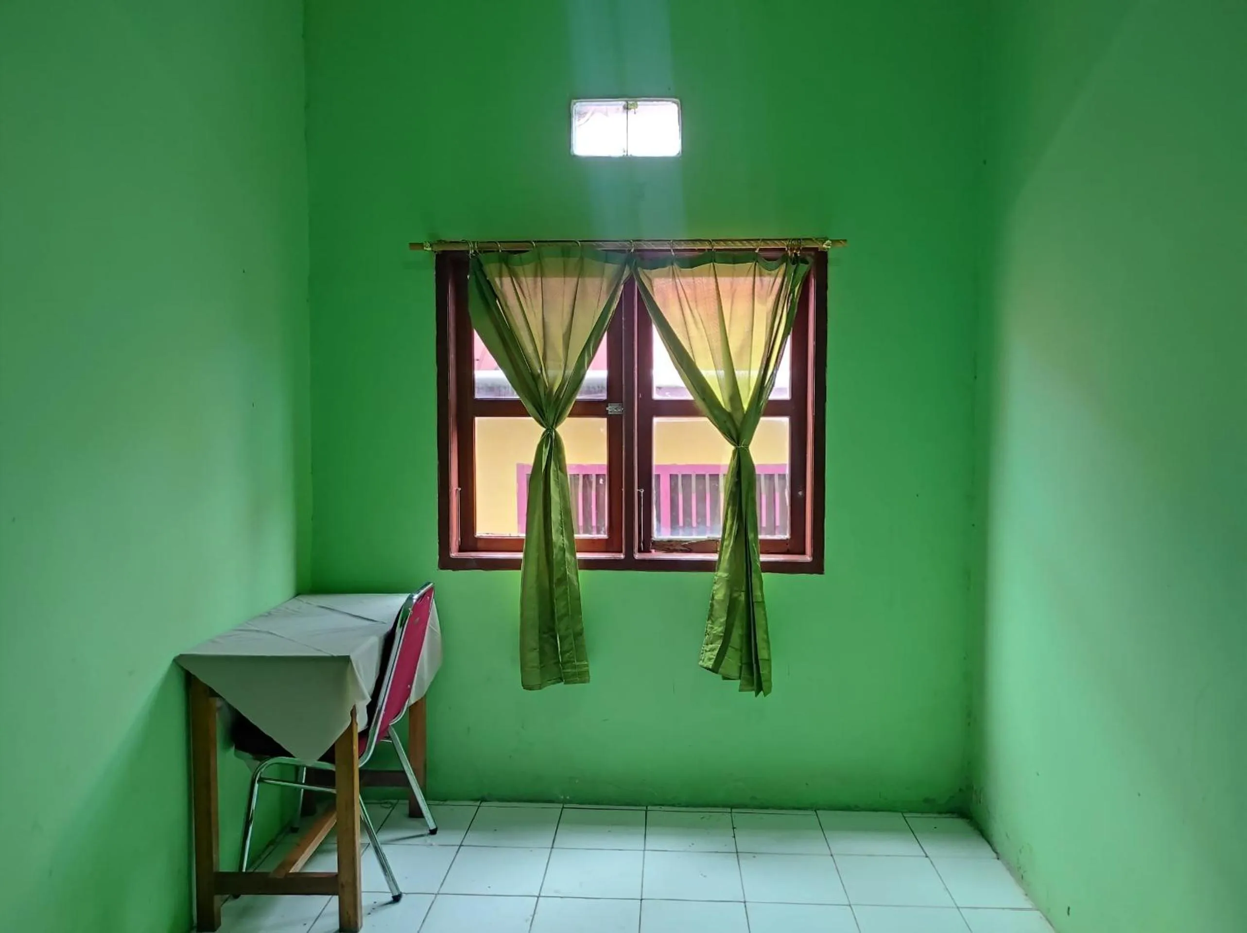 Bedroom in Hotel O Penginapan Syariah Al Syifa