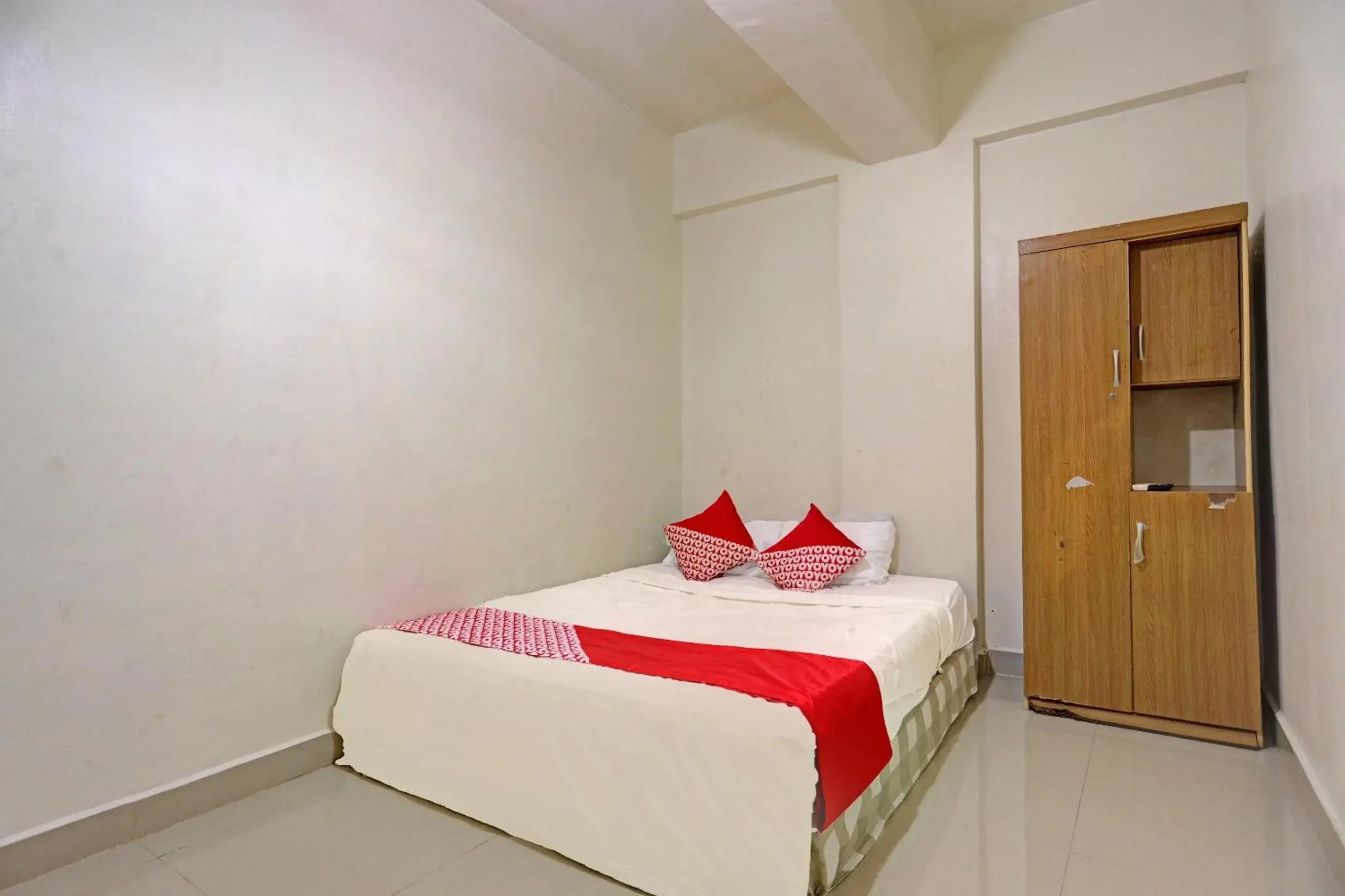 Deluxe Double Room in Hotel O Octav Homestay Deluxe Double Room in Hotel O Octav Homestay