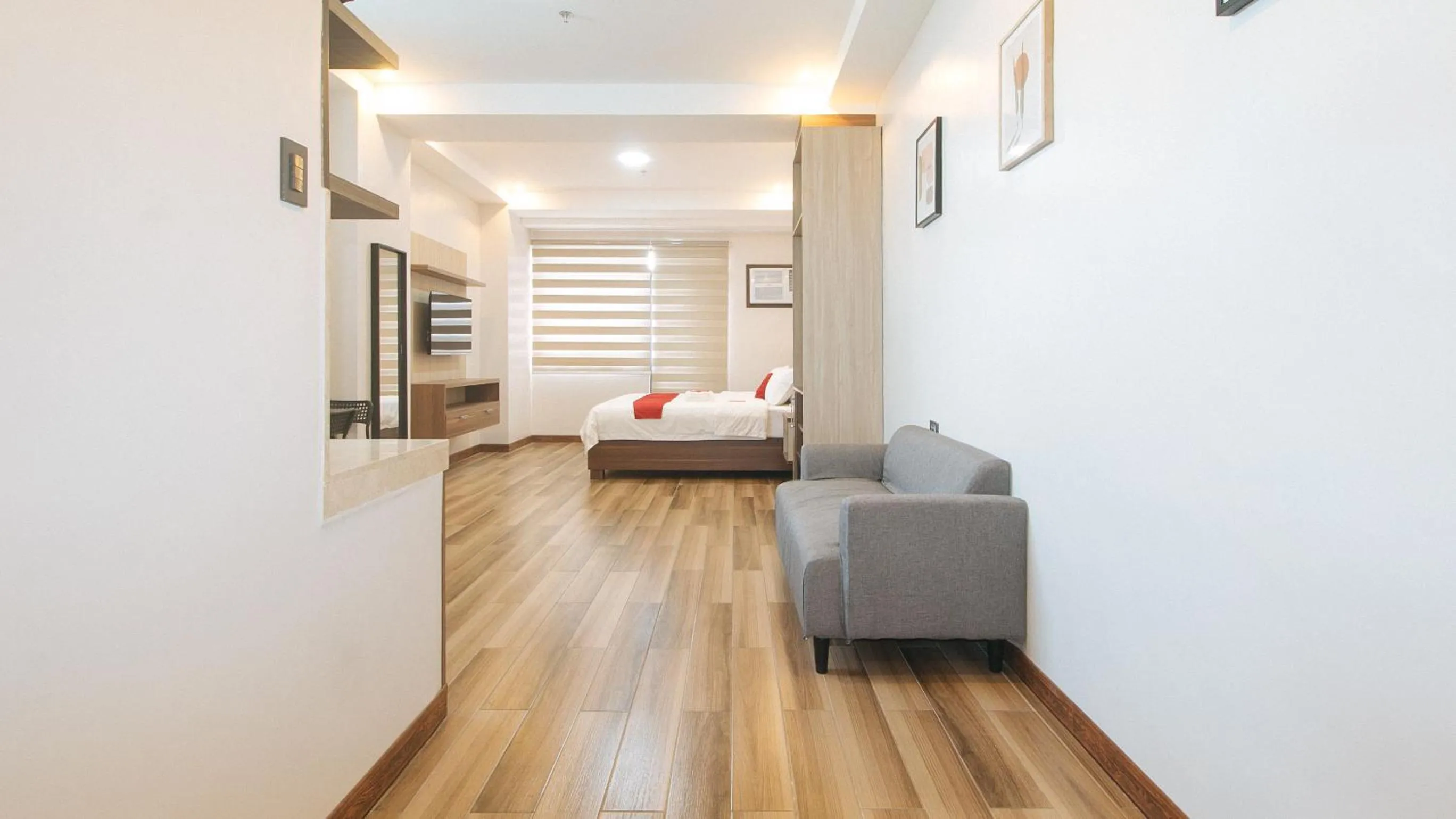 Photo of the whole room, Bed in RedDoorz Plus @ Bez Tower and Residences San Juan