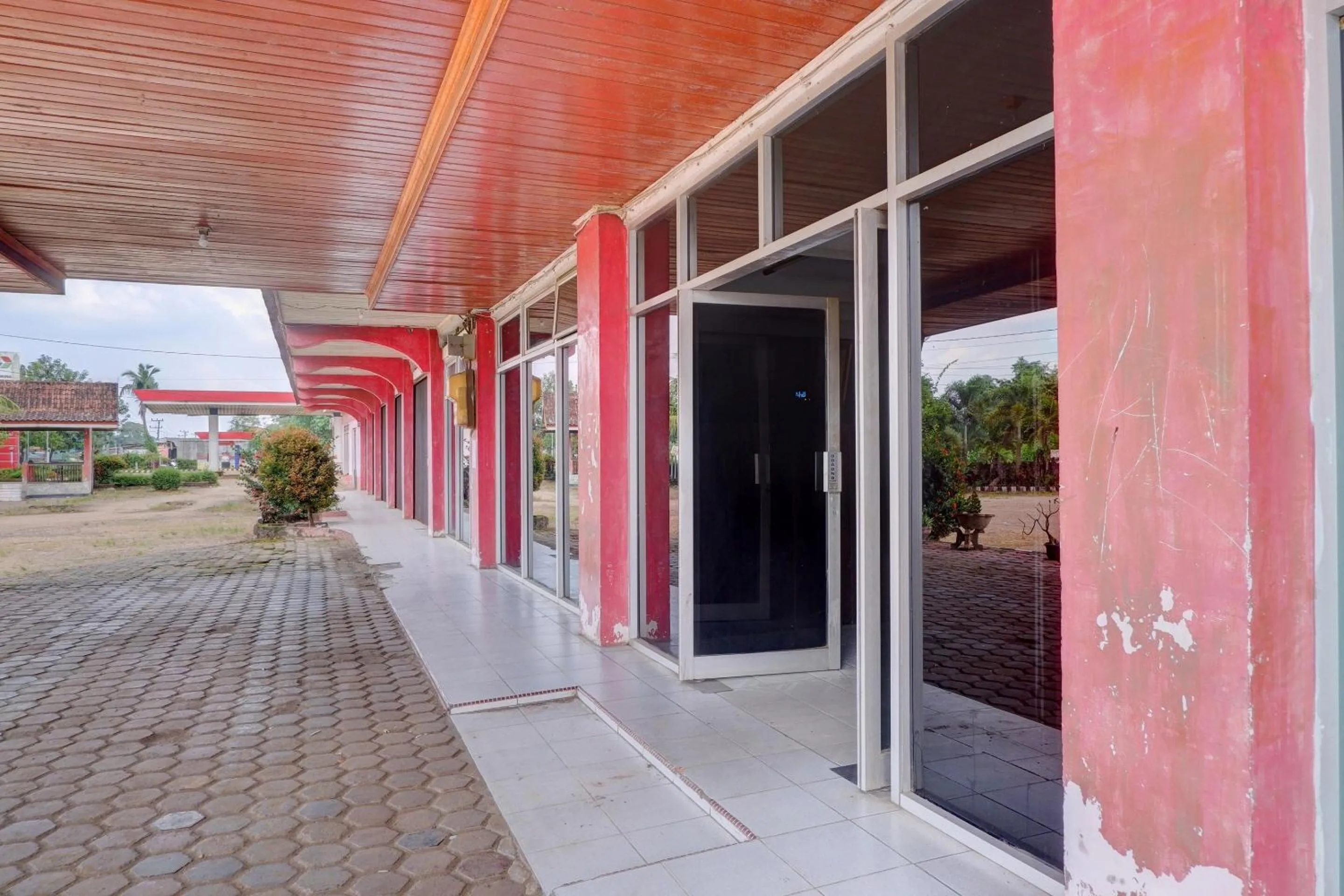 Lobby or reception in Hotel O Tepian Batang Hari