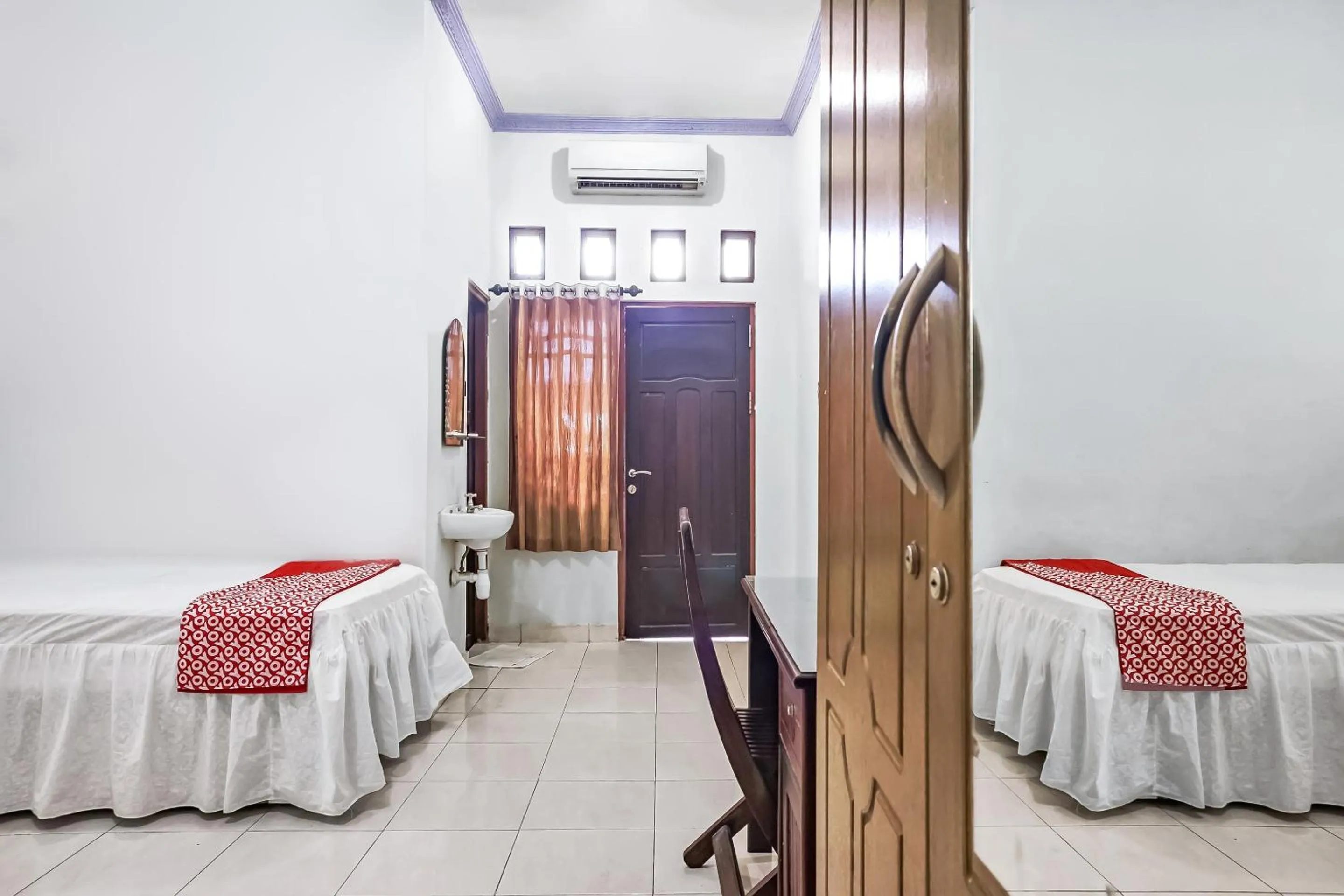 Bedroom, Bed in Hotel O Marang Homestay Syariah Near SMP NEGERI 1 CEMPAGA