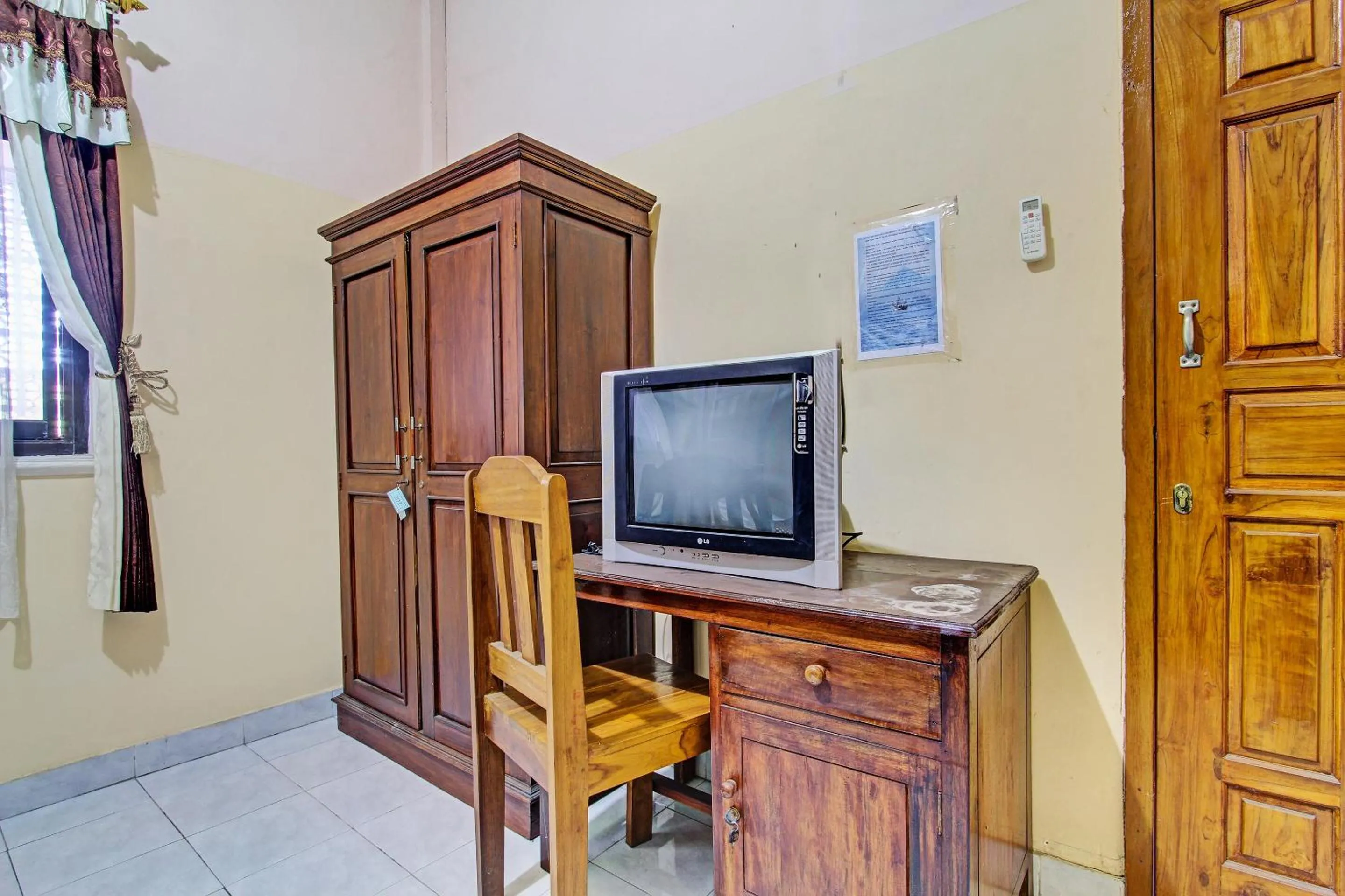 Bedroom in SPOT ON 92760 Global Media Homestay Syariah