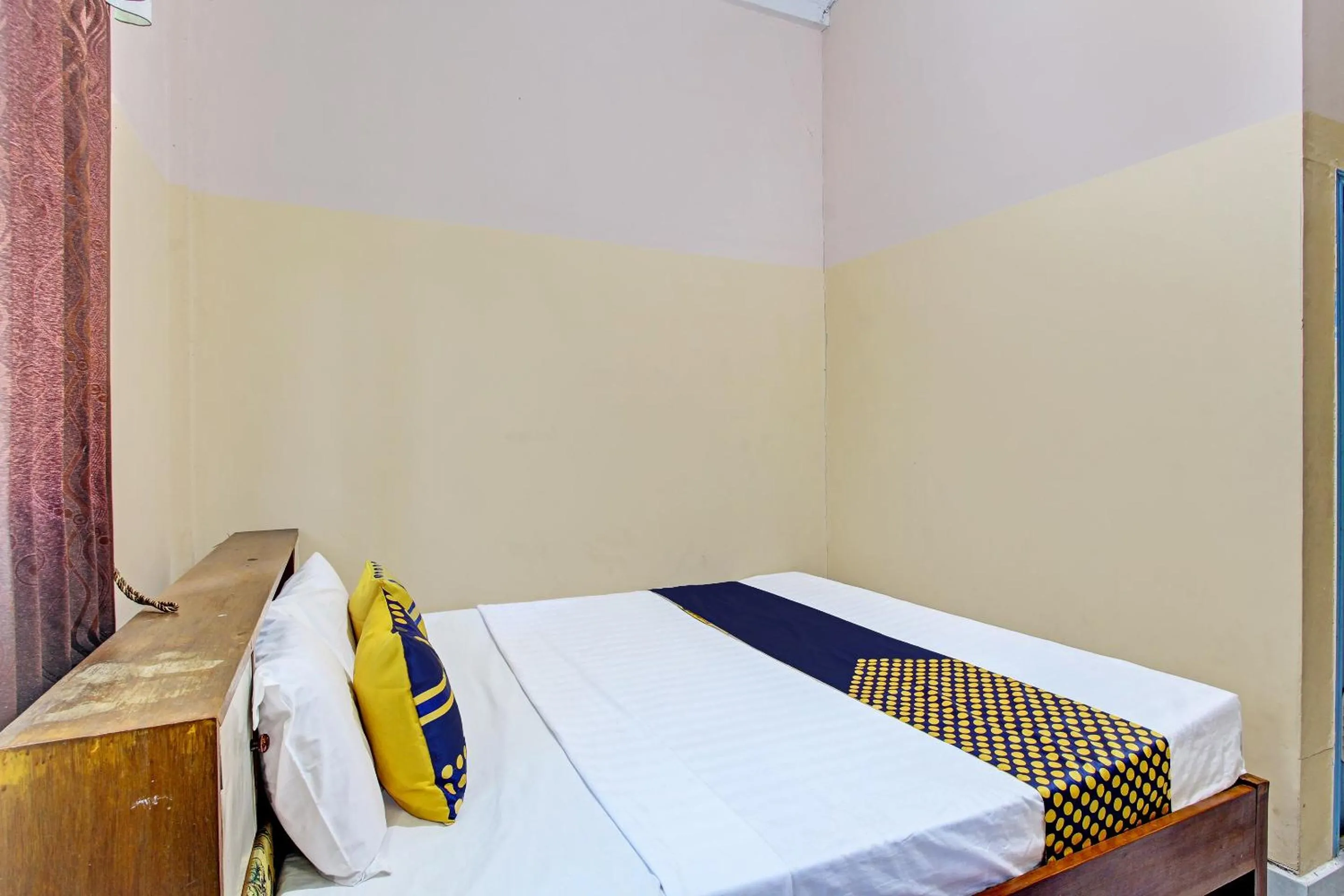 Bedroom, Bed in SPOT ON 92760 Global Media Homestay Syariah