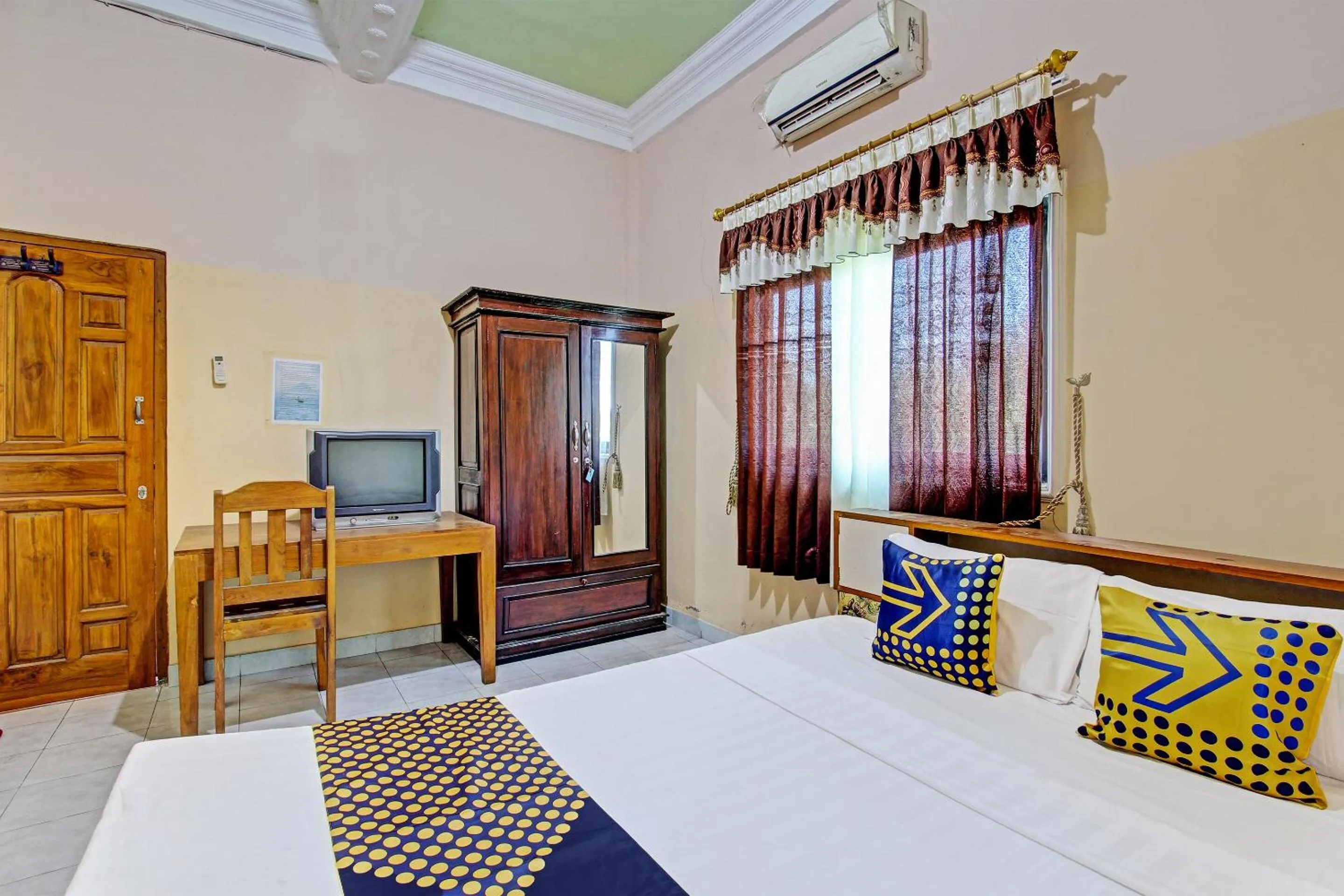 Bedroom, Bed in SPOT ON 92760 Global Media Homestay Syariah