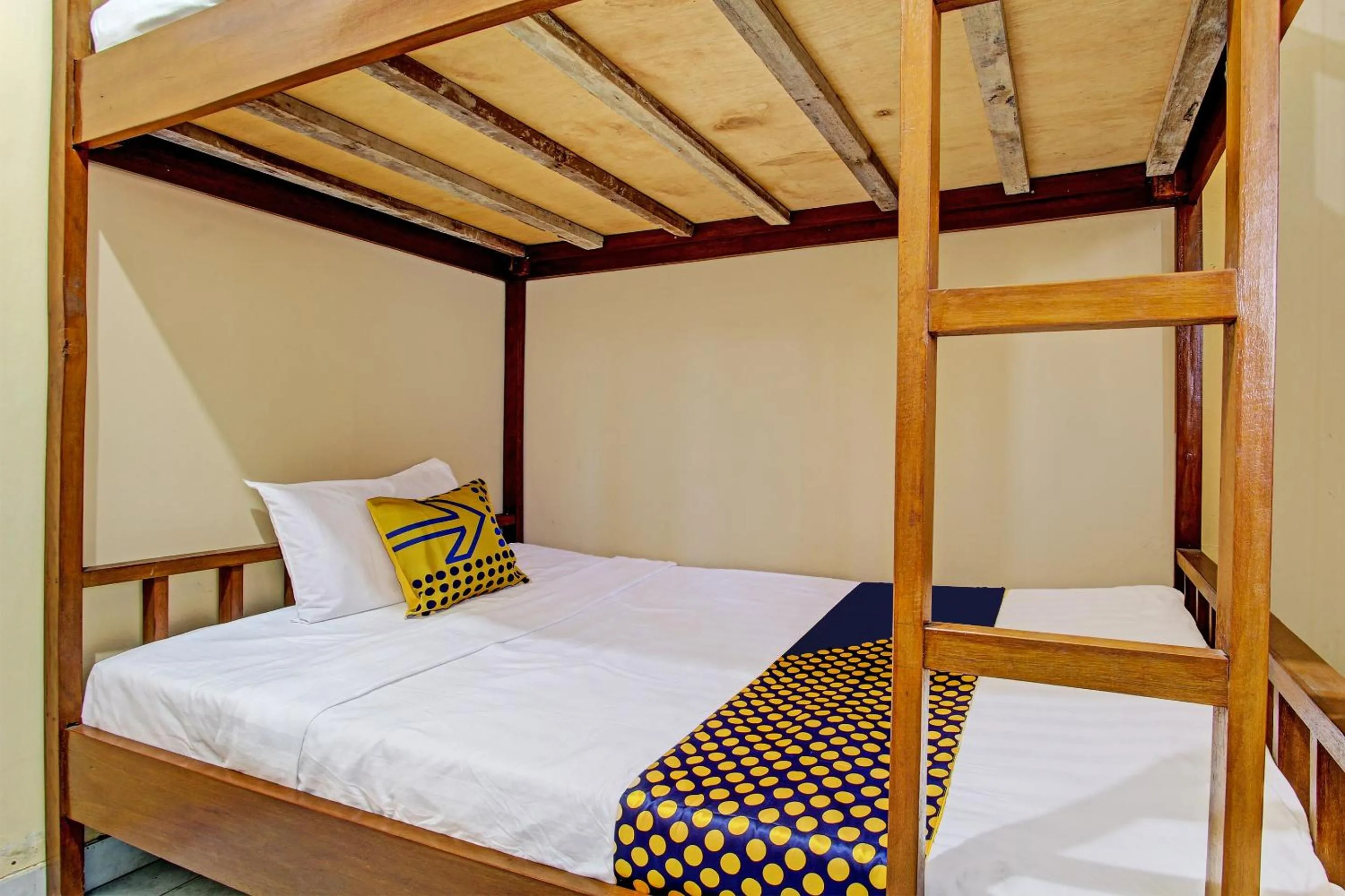 Bedroom, Bed in SPOT ON 92760 Global Media Homestay Syariah