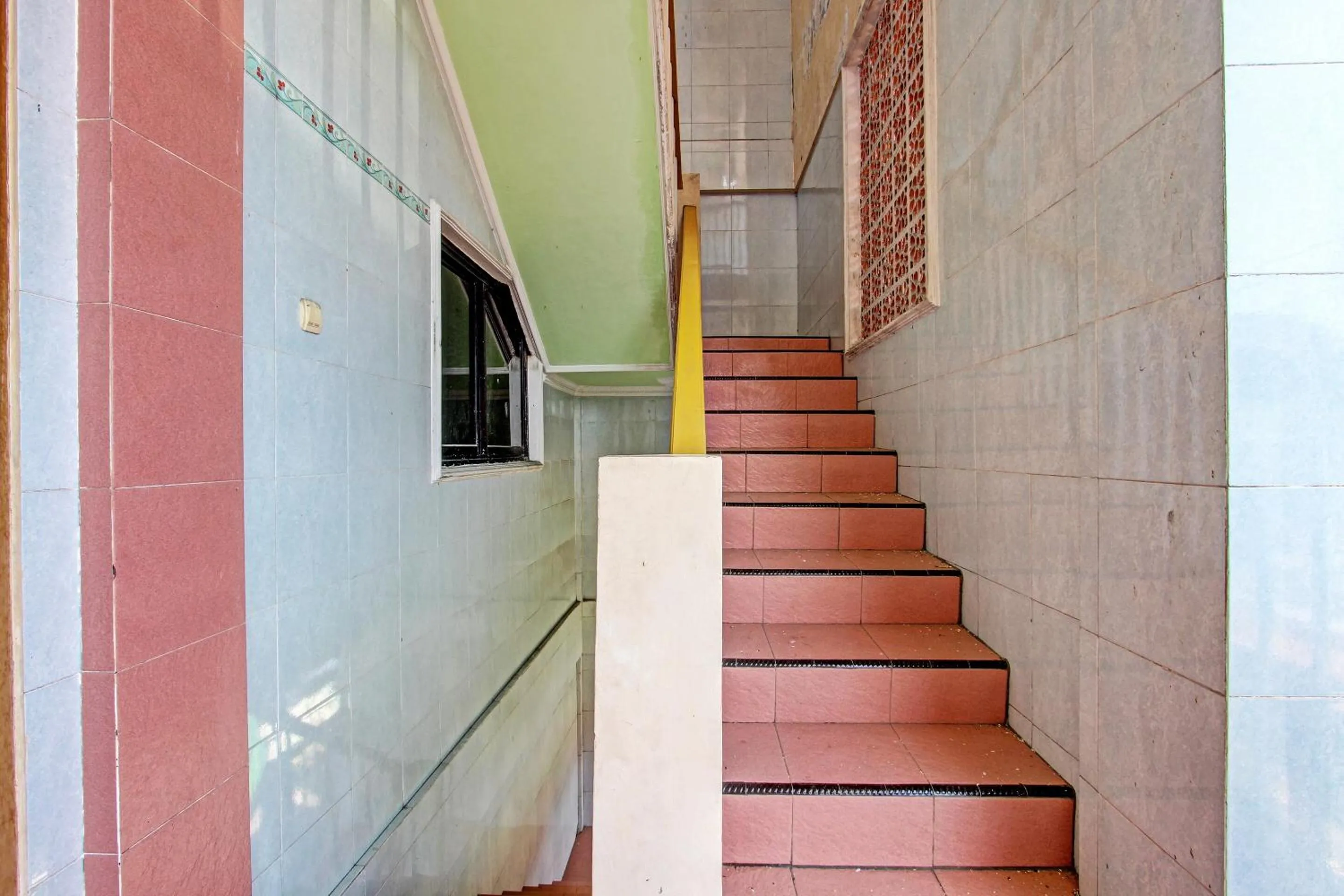 Lobby or reception in SPOT ON 92760 Global Media Homestay Syariah