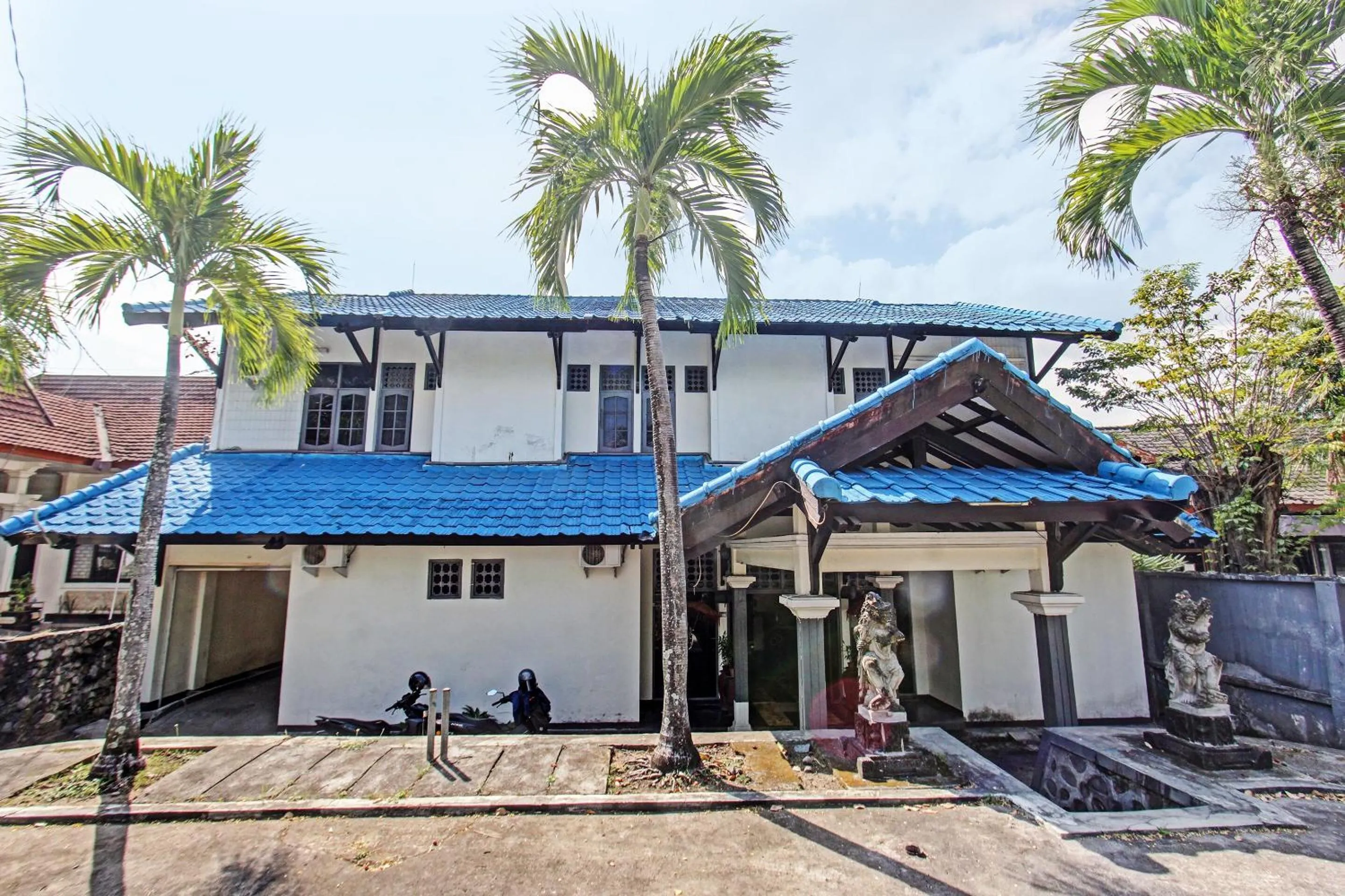 Hotel O Motel Langko