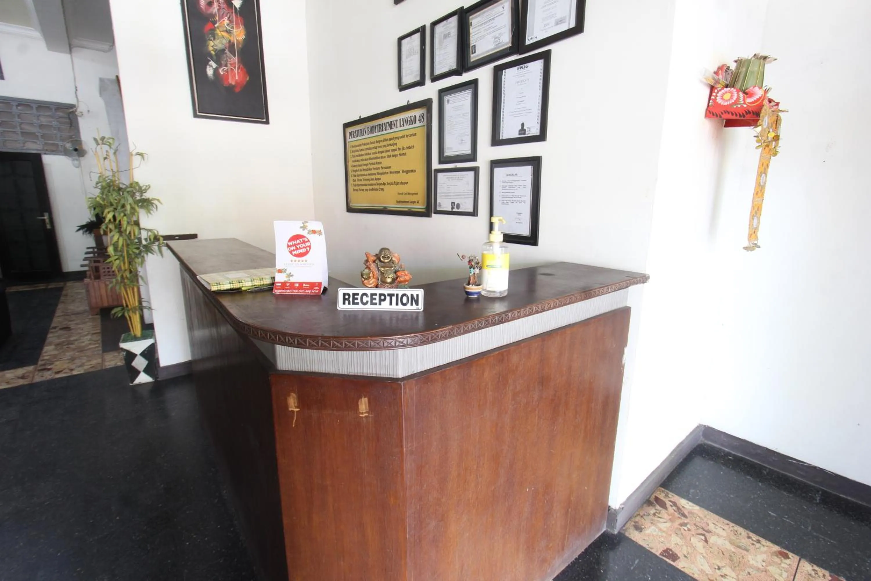 Lobby or reception in Hotel O Motel Langko