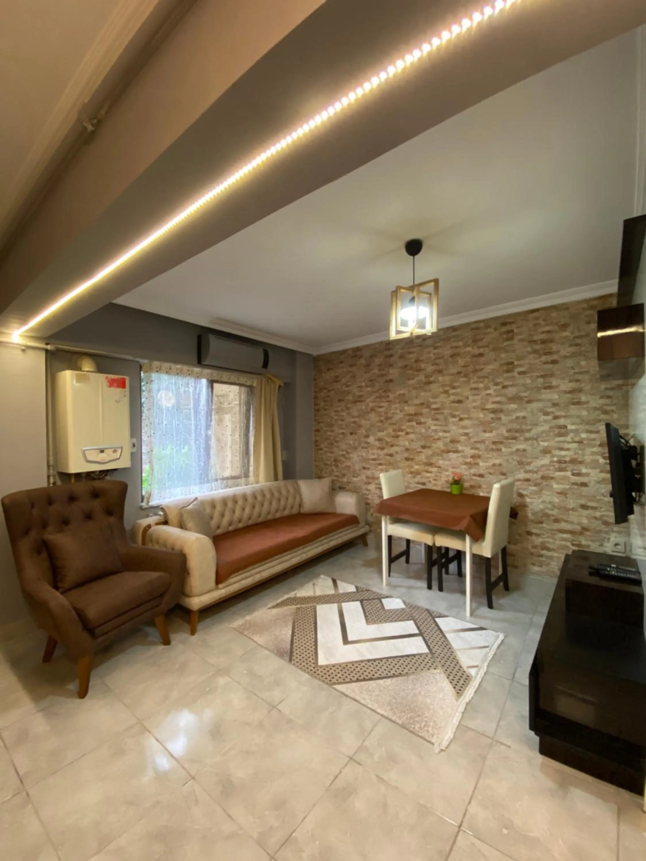 TV and multimedia in Araz Apart