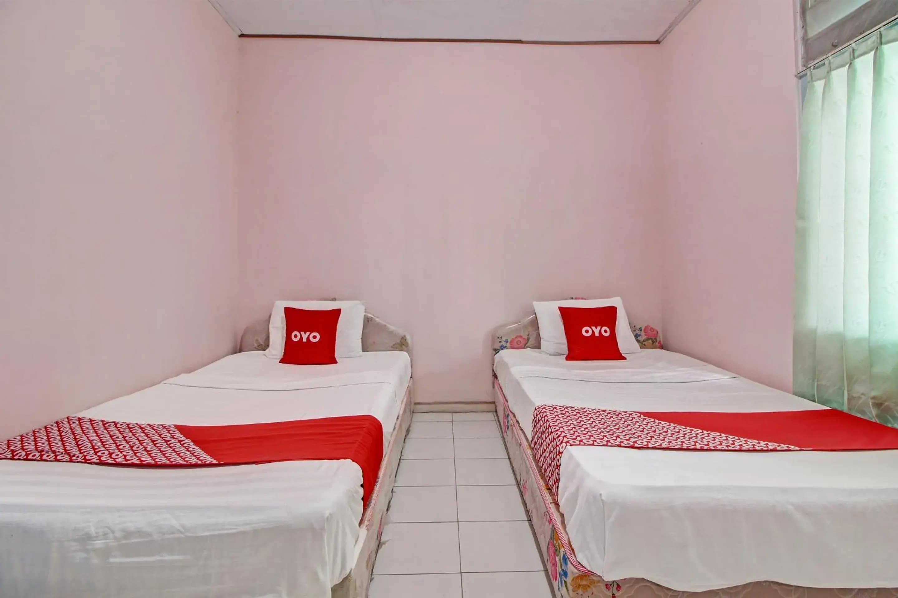 Bedroom, Bed in Hotel O Sendang Asri Bedroom, Bed in Hotel O Sendang Asri