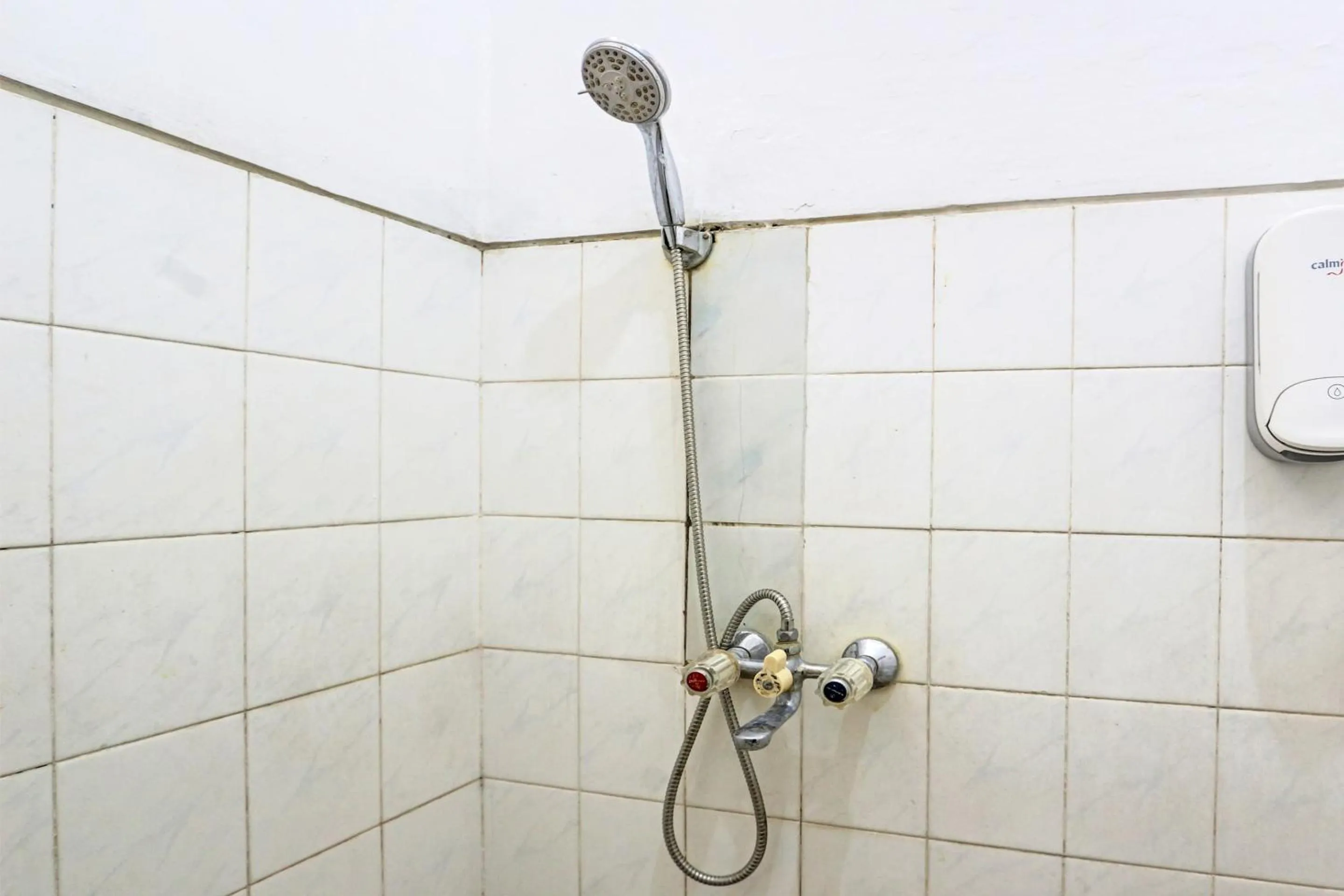 Bathroom in Hotel O Sendang Asri