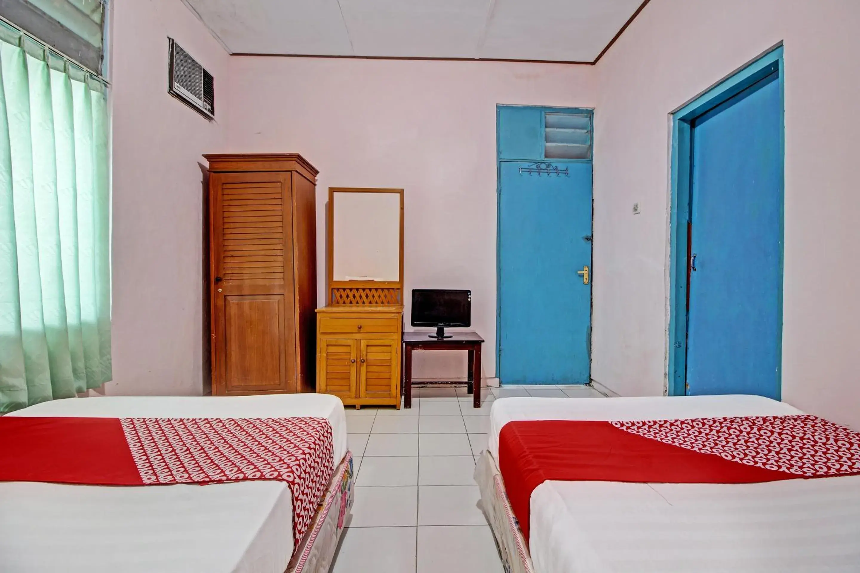 Bedroom, Bed in Hotel O Sendang Asri Bedroom, Bed in Hotel O Sendang Asri