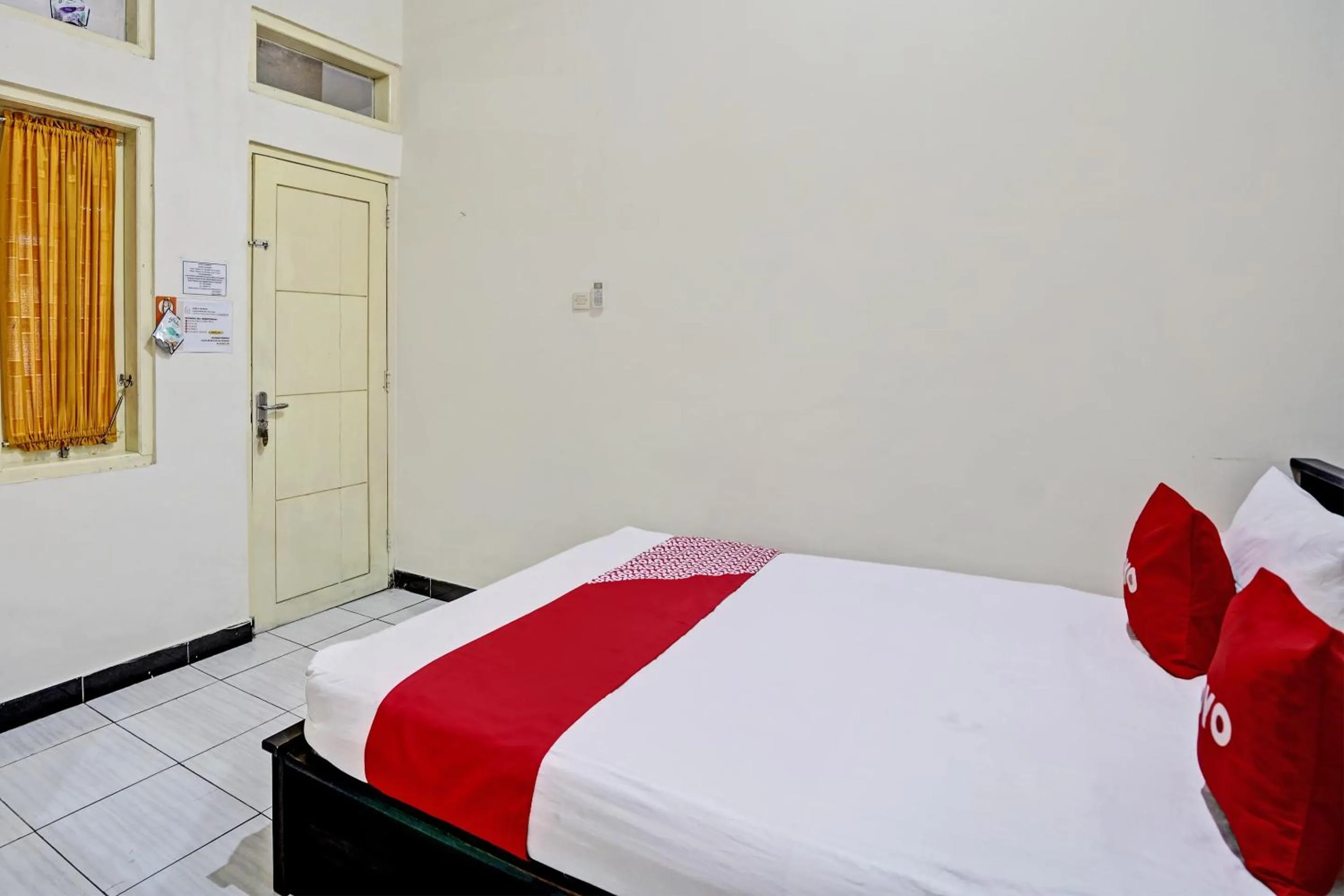 Bedroom, Bed in OYO Life 92773 Griya Trubus Syariah