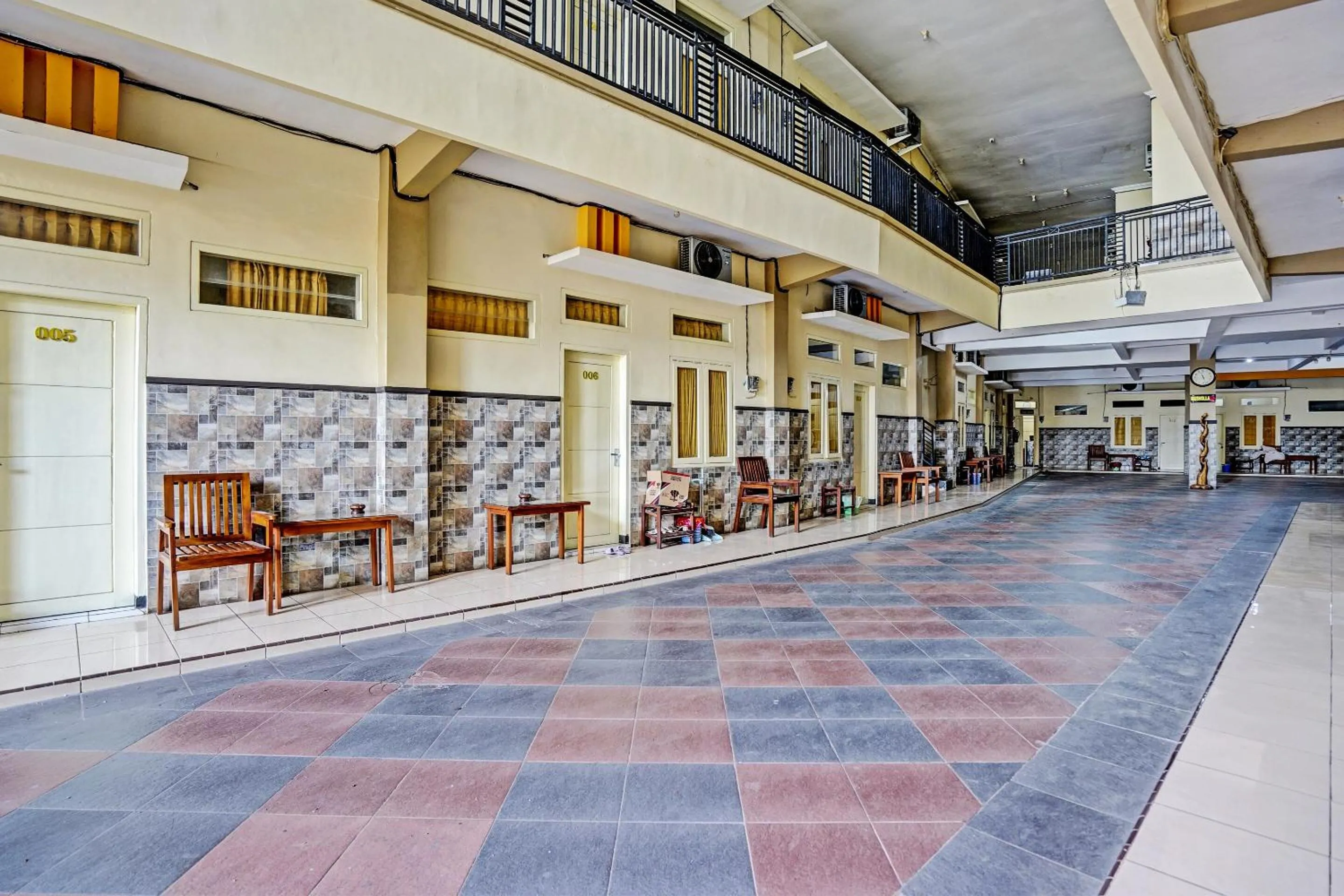 Lobby or reception in OYO Life 92773 Griya Trubus Syariah