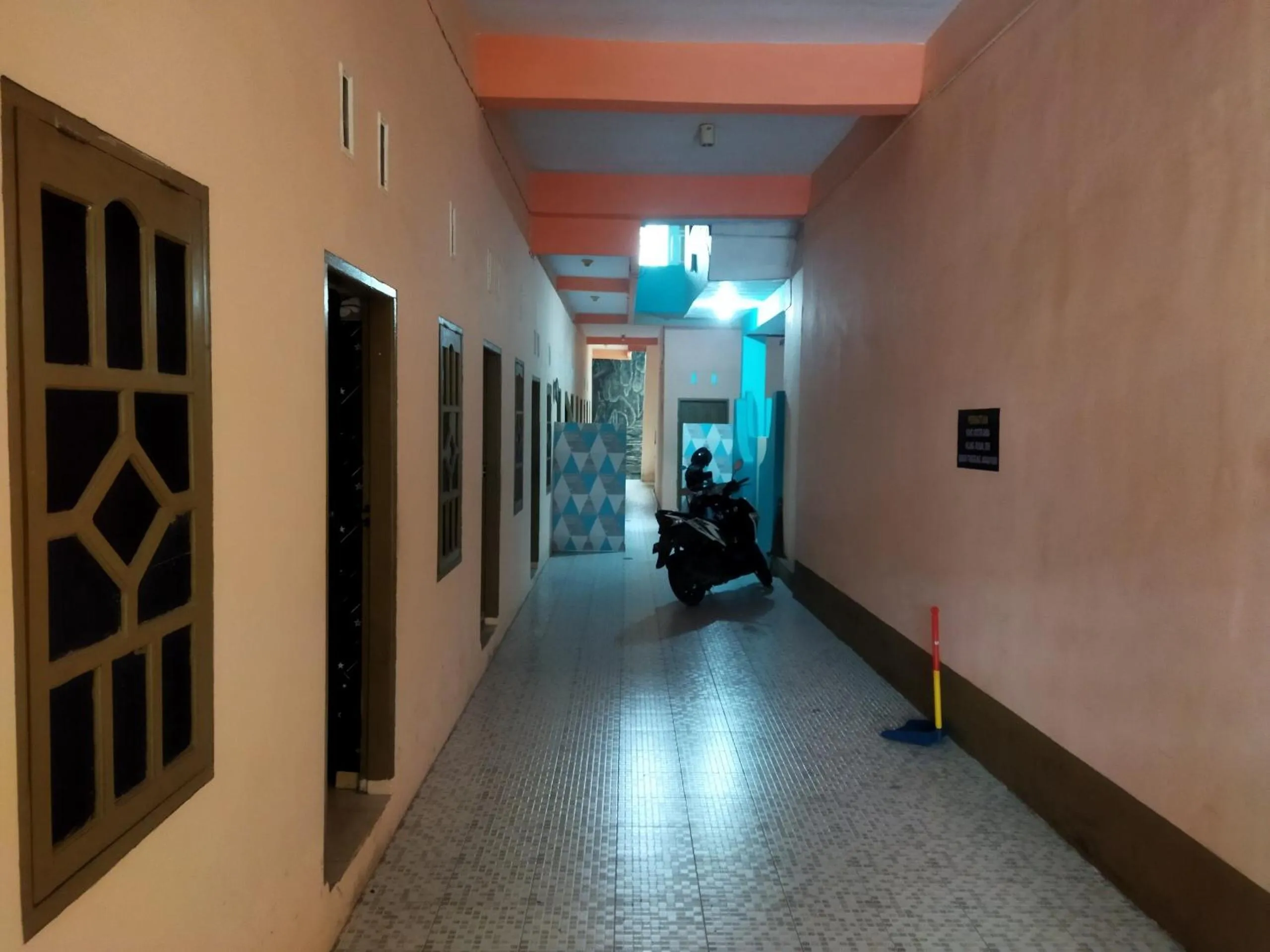 Lobby or reception in Hotel O Penginapan Asoka Indah Near PT. PLN (persero) Gardu Induk Barru