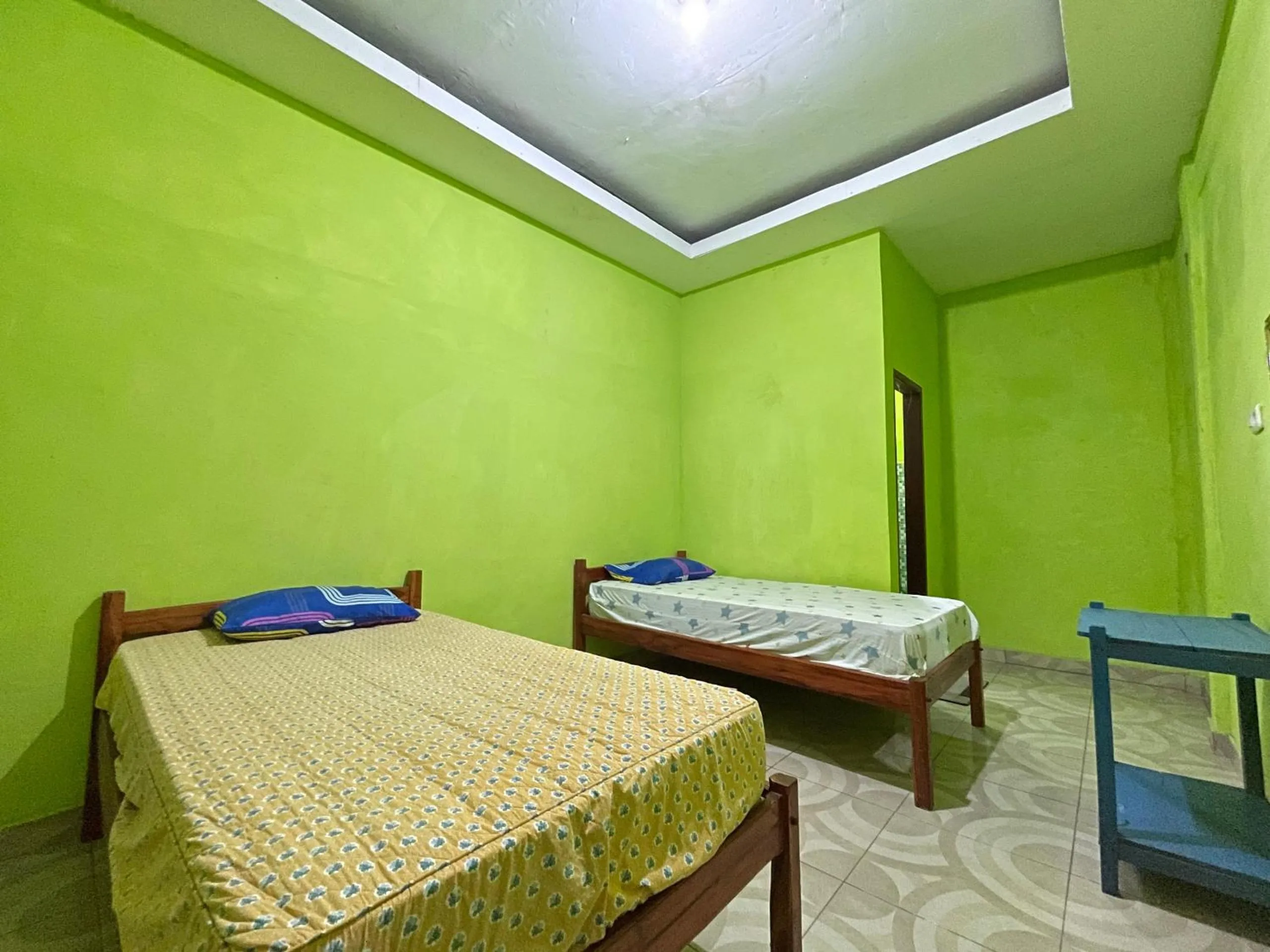 Bedroom in Hotel O Penginapan Asoka Indah Near PT. PLN (persero) Gardu Induk Barru
