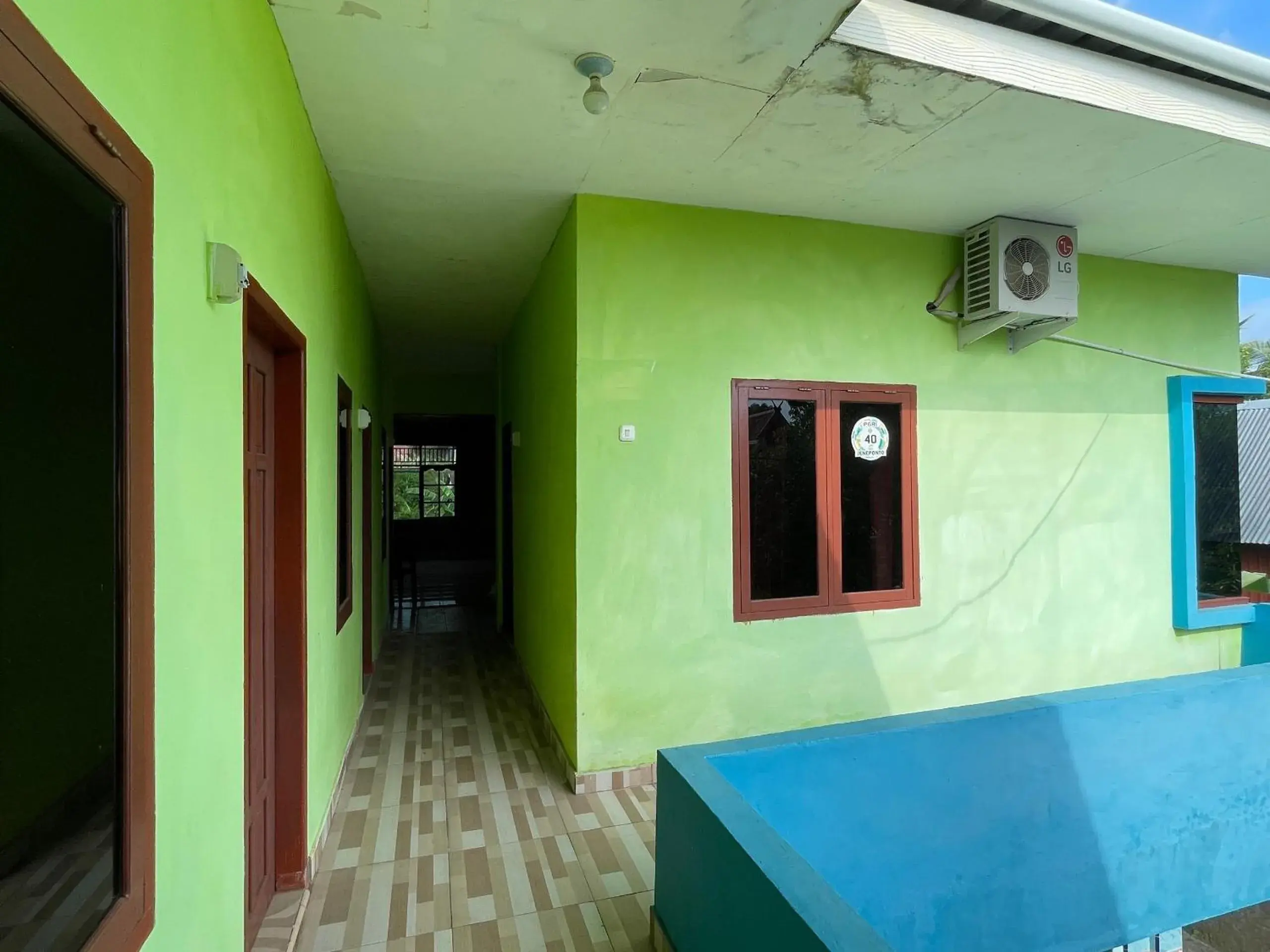 Lobby or reception in Hotel O Penginapan Asoka Indah Near PT. PLN (persero) Gardu Induk Barru Lobby or reception in Hotel O Penginapan Asoka Indah Near PT. PLN (persero) Gardu Induk Barru