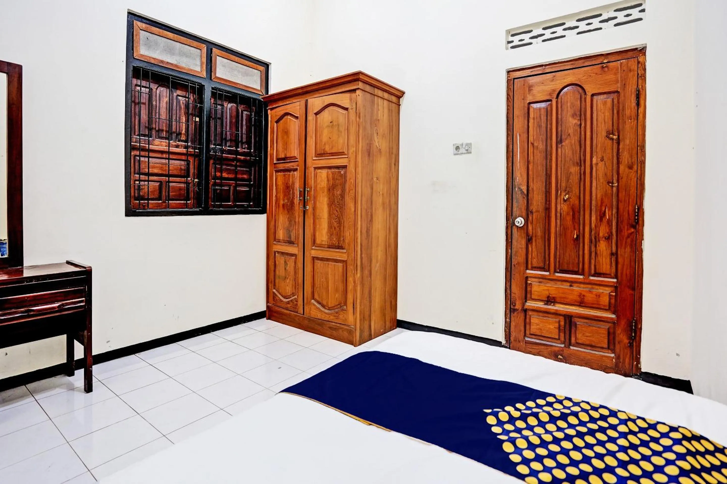 Bedroom in OYO Life 92785 Wisma Trubus Syariah