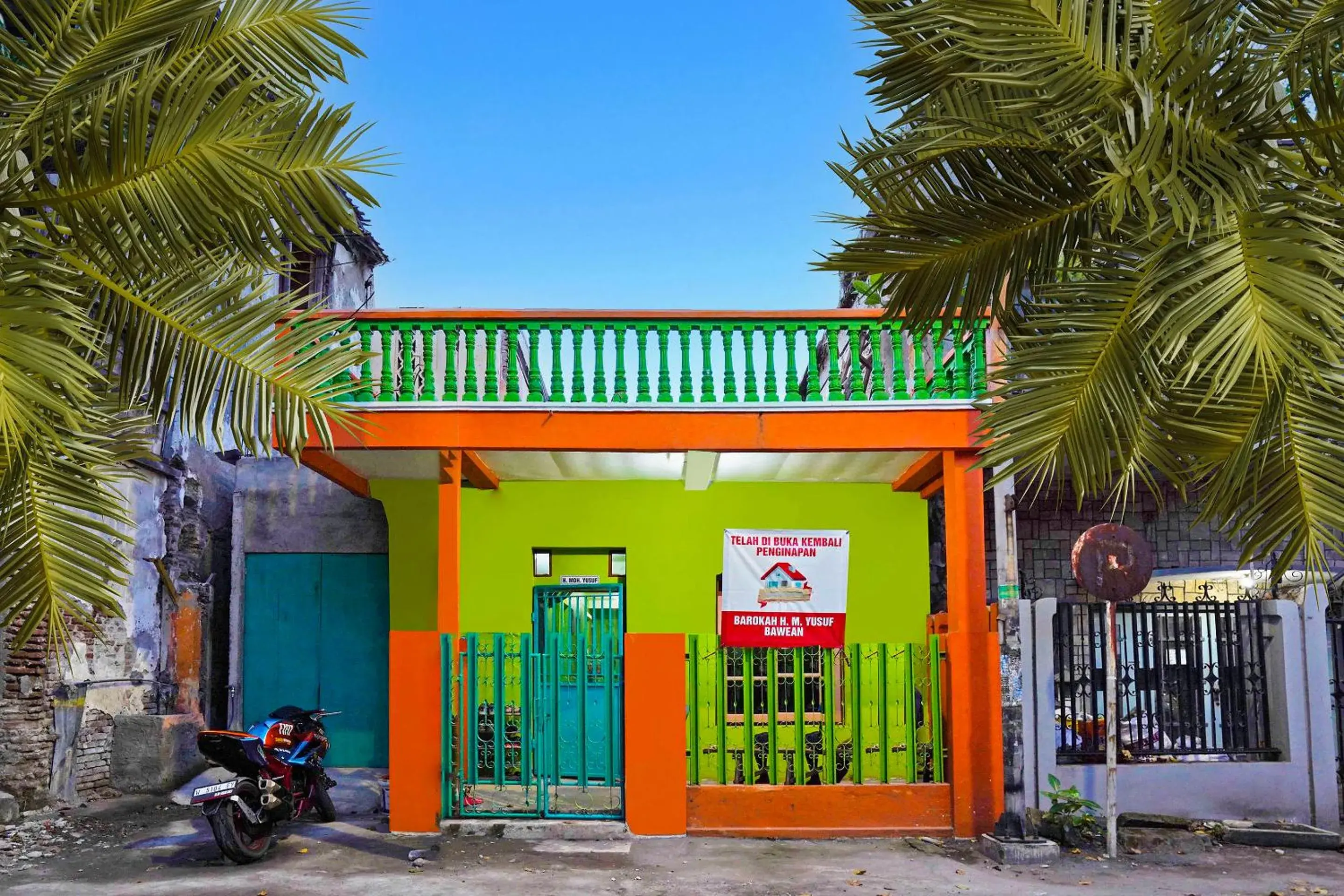 Facade/entrance in Hotel O Homestay Barokah Facade/entrance in Hotel O Homestay Barokah