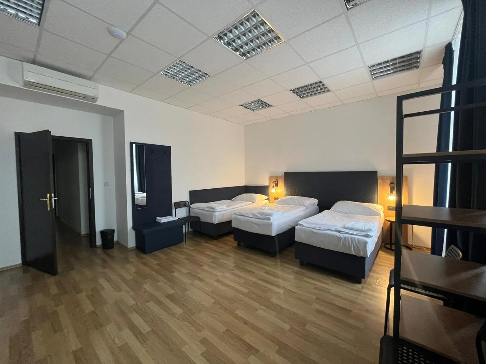 Bedroom, Bed in Powder Tower Suites