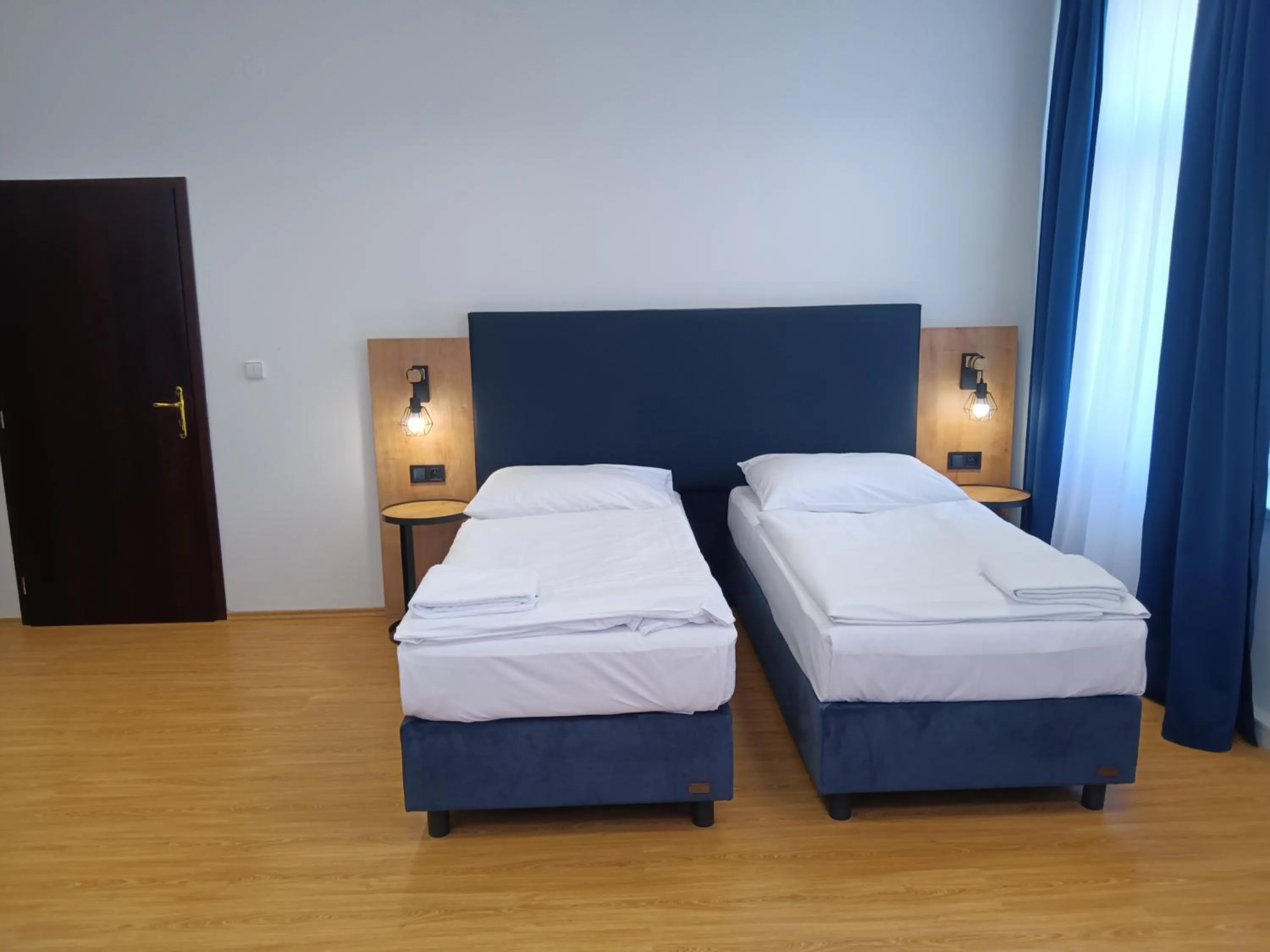 Bedroom, Bed in Powder Tower Suites