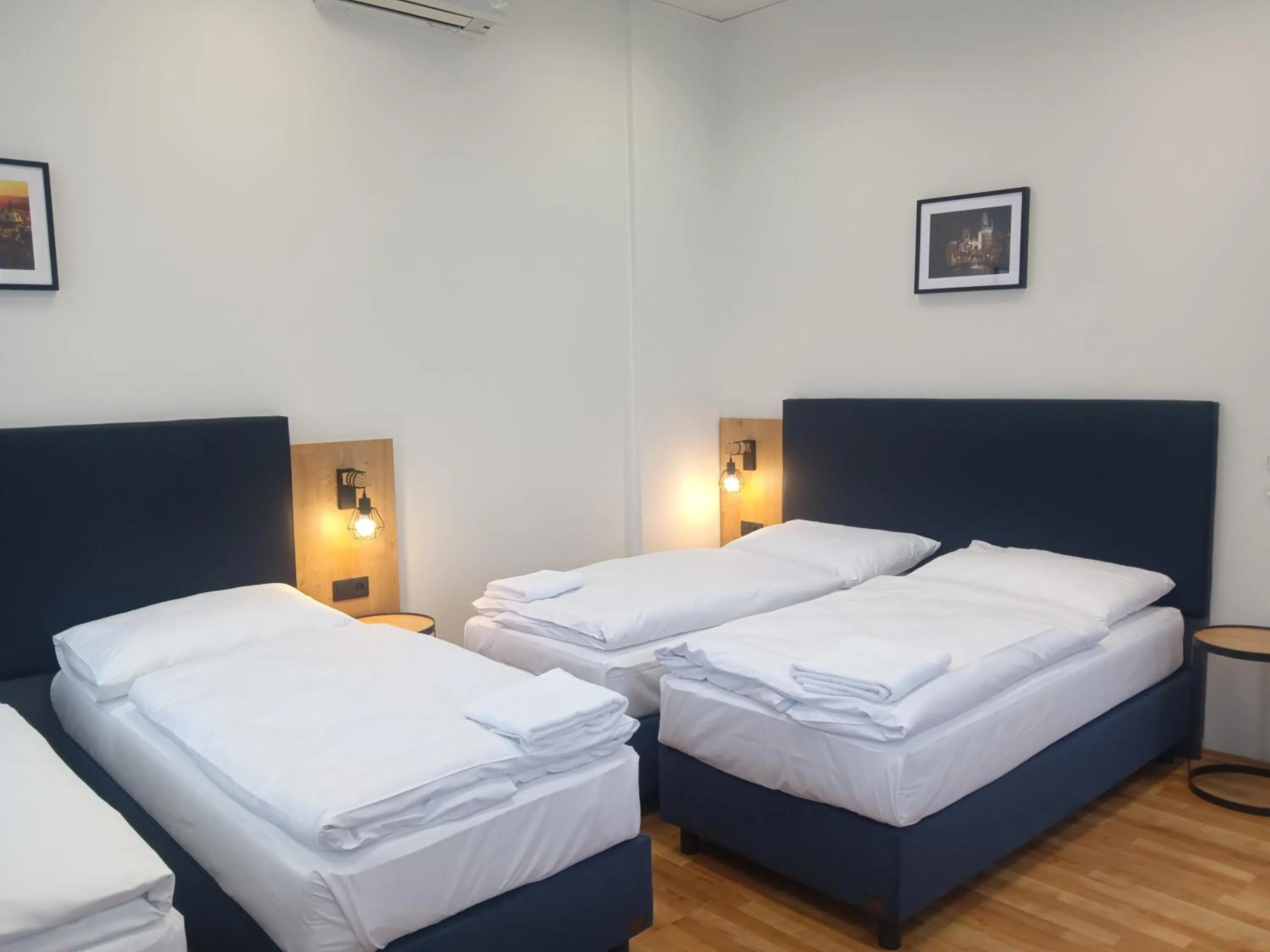 Bedroom, Bed in Powder Tower Suites