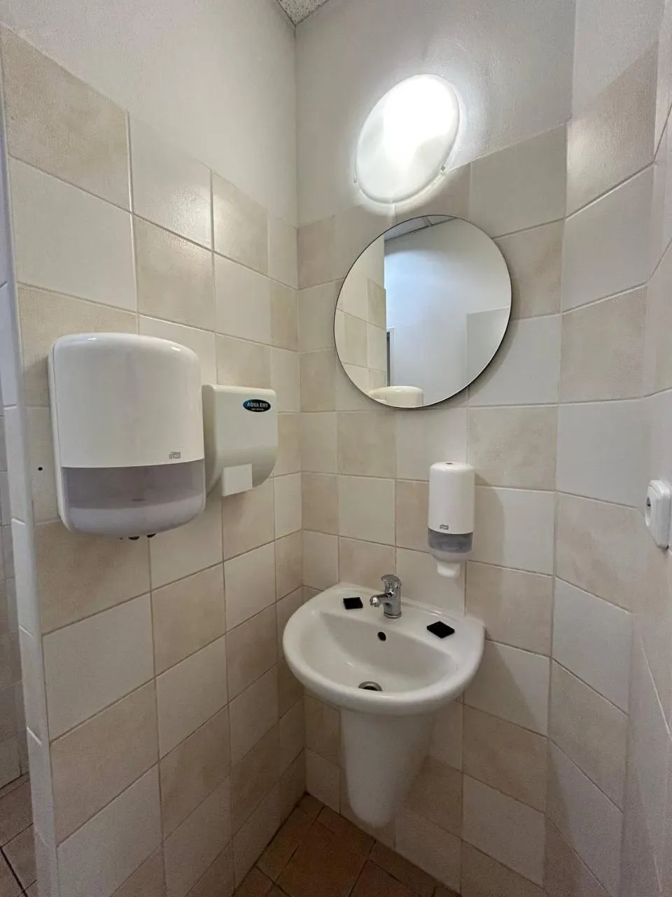 Bathroom in Powder Tower Suites