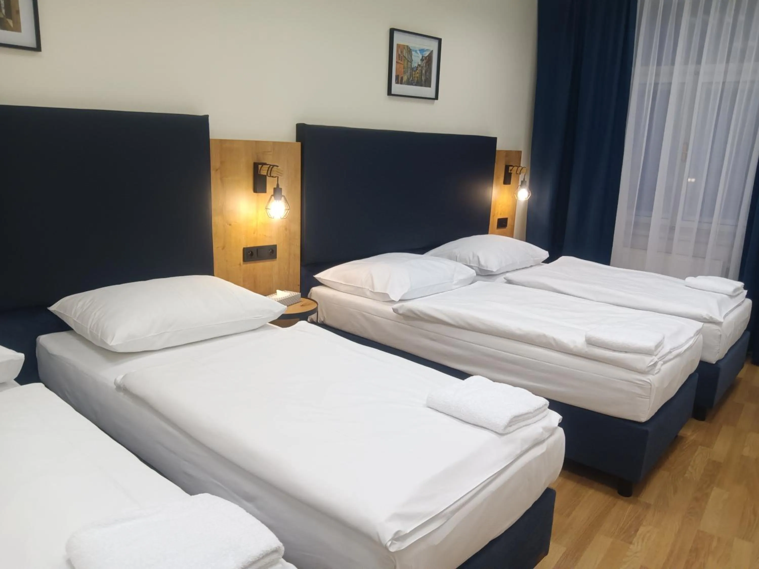 Bedroom, Bed in Powder Tower Suites