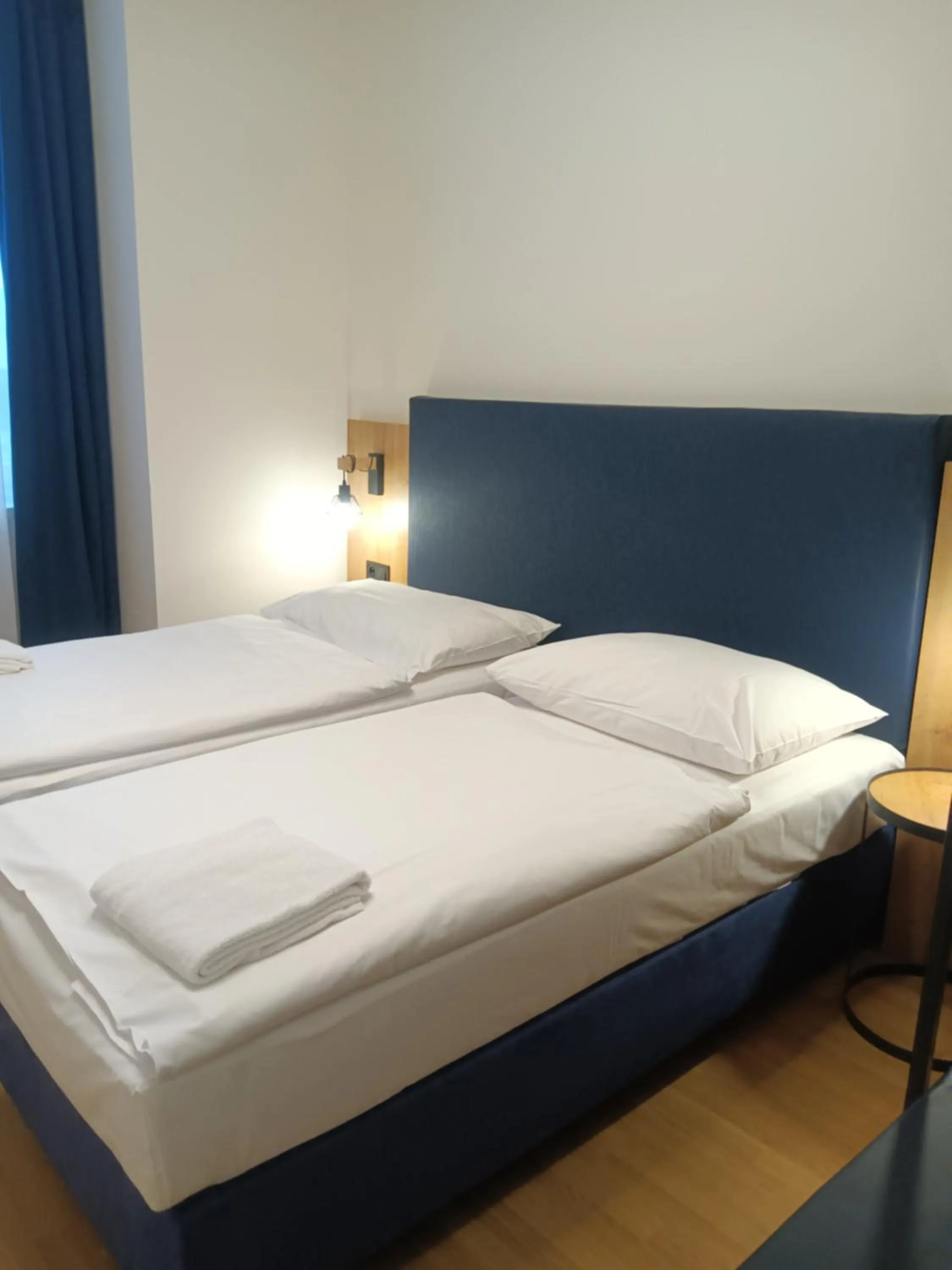 Bedroom, Bed in Powder Tower Suites