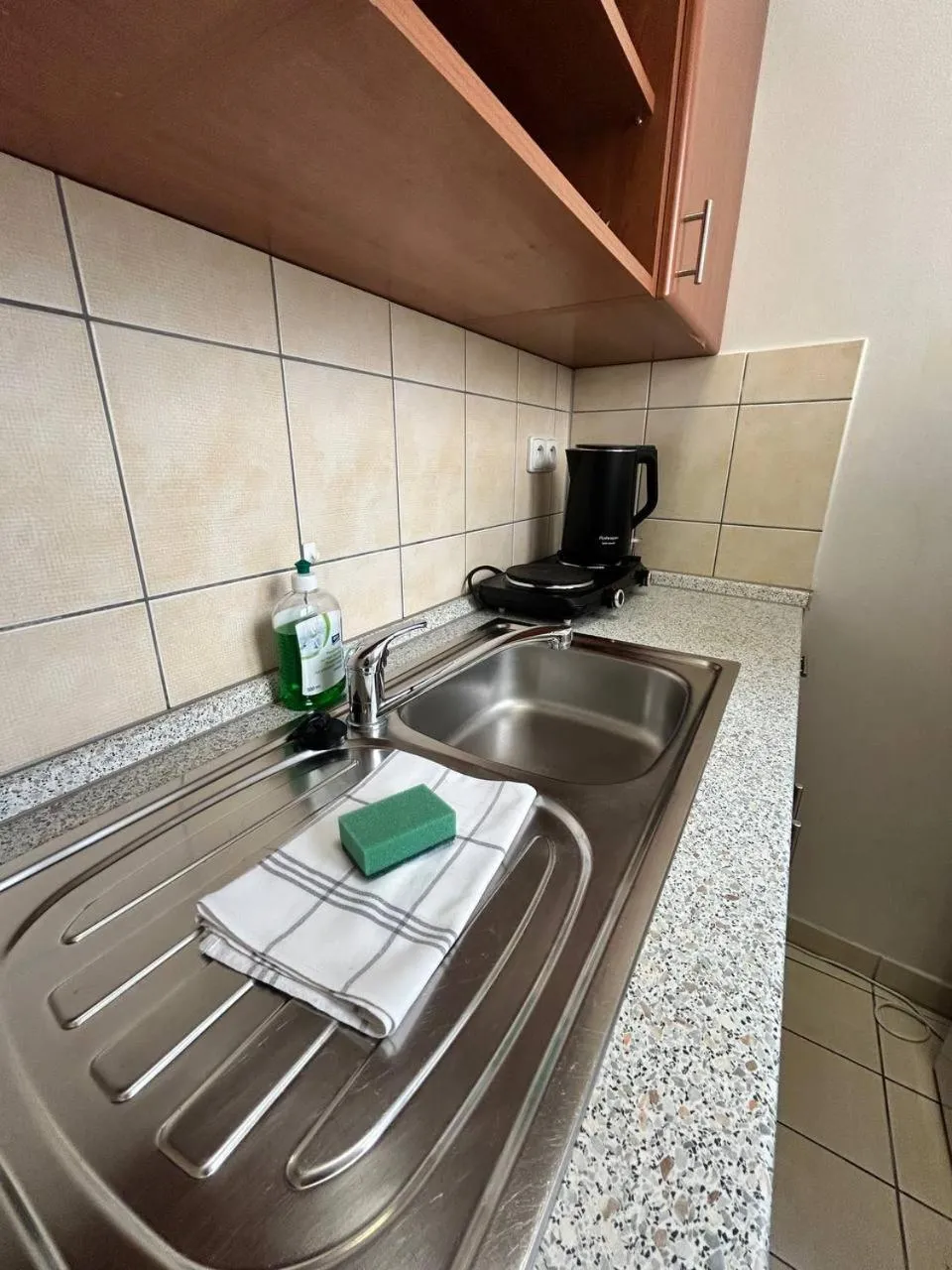 Kitchen or kitchenette in Powder Tower Suites