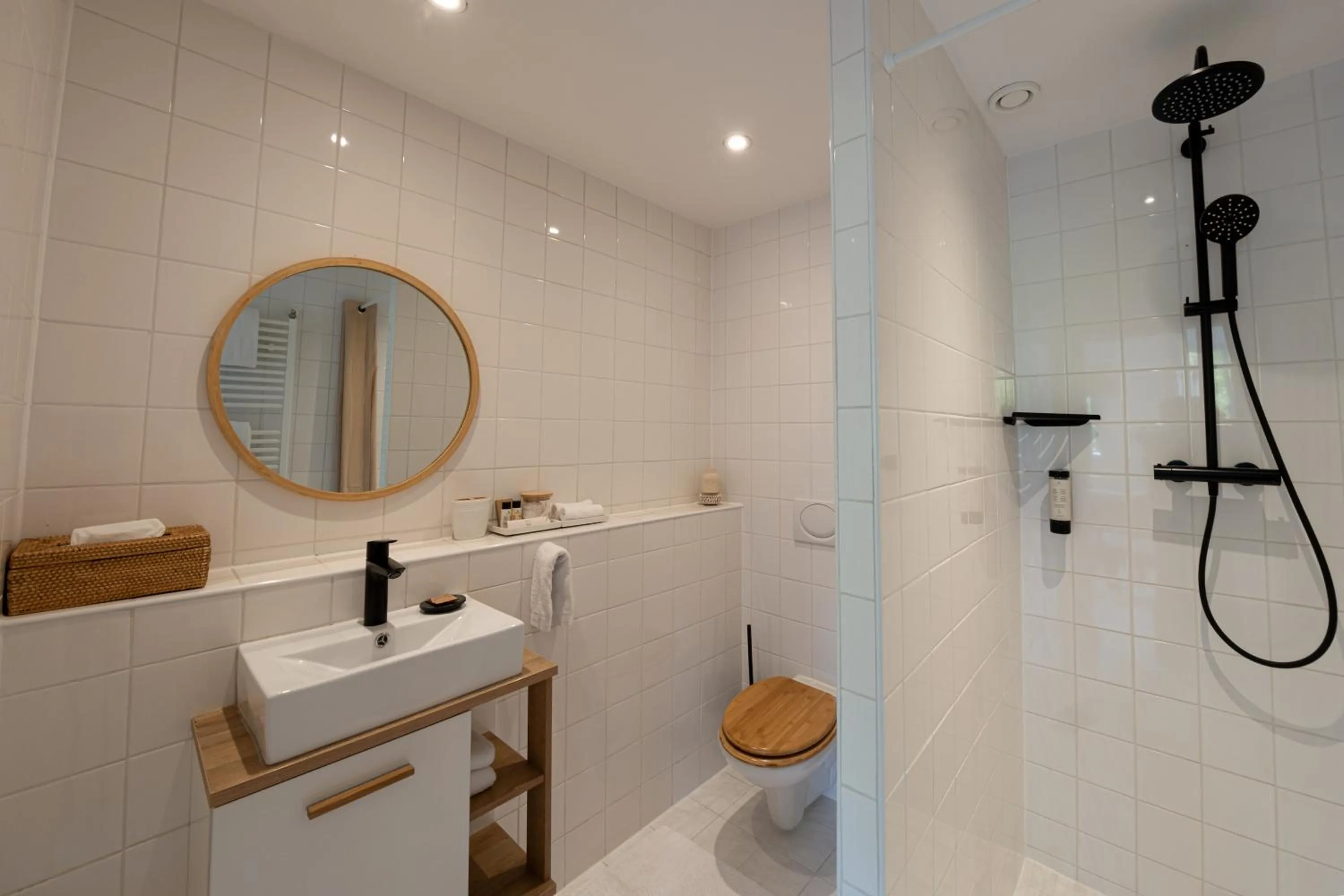 Bathroom in Canal View Stay Amsterdam