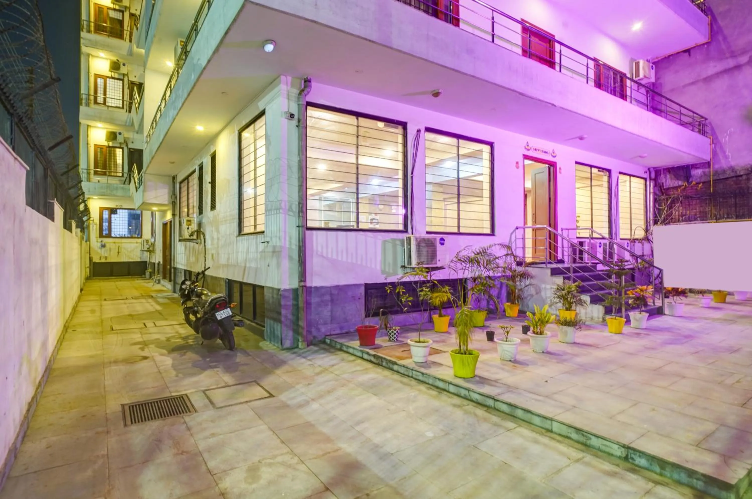 Hotel The York - Couple-unfriendly hotel