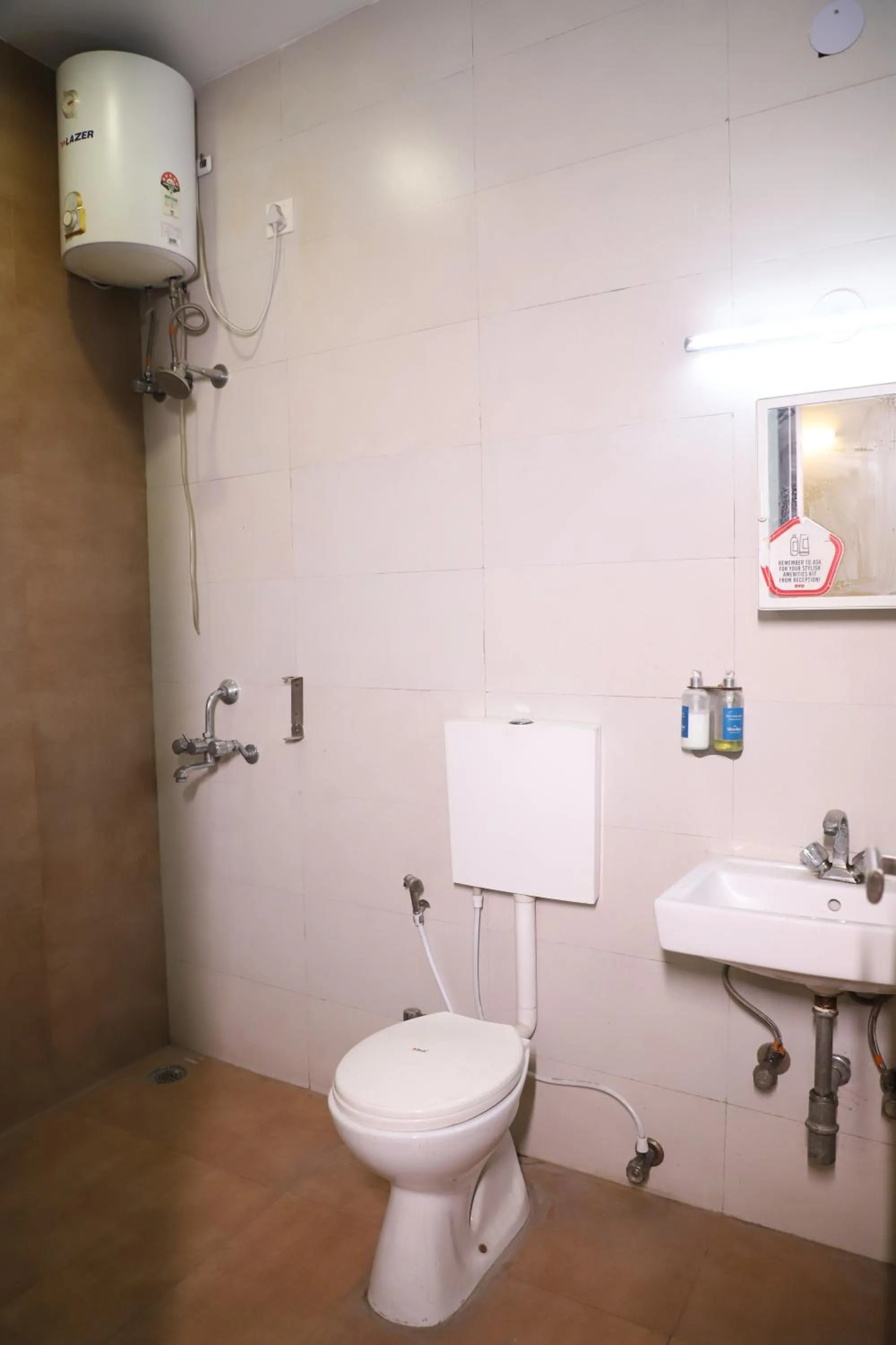 Bathroom in Hotel The York - Couple-unfriendly hotel