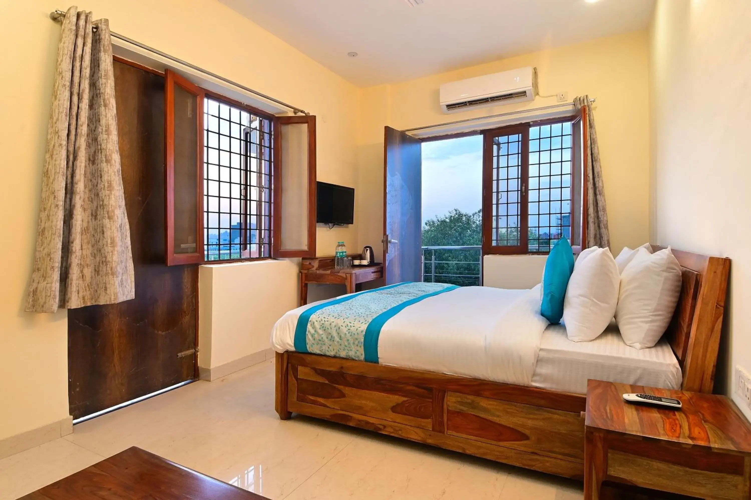 Bed in Hotel The York - Couple-unfriendly hotel Bed in Hotel The York - Couple-unfriendly hotel