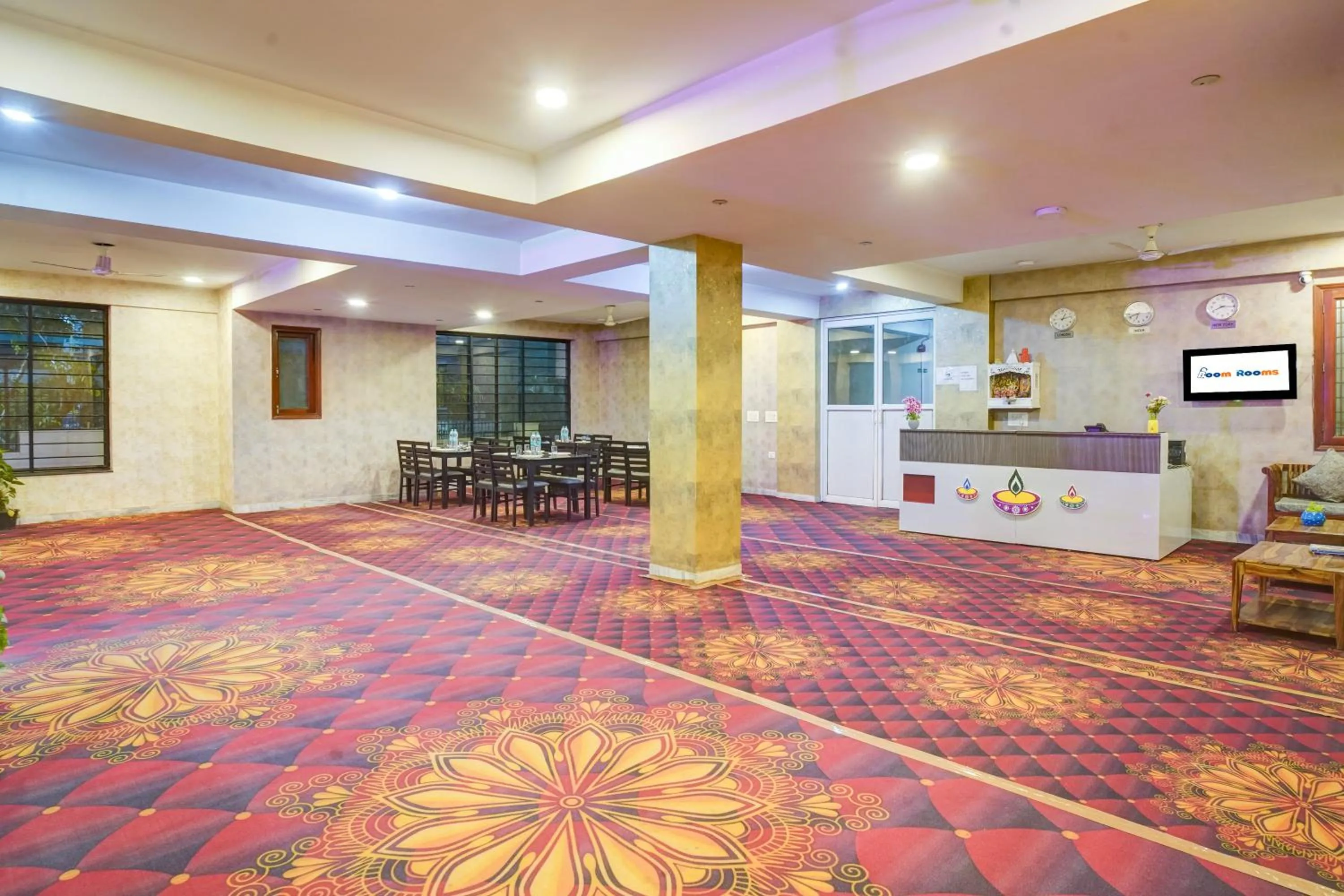 Hotel The York - Couple-unfriendly hotel