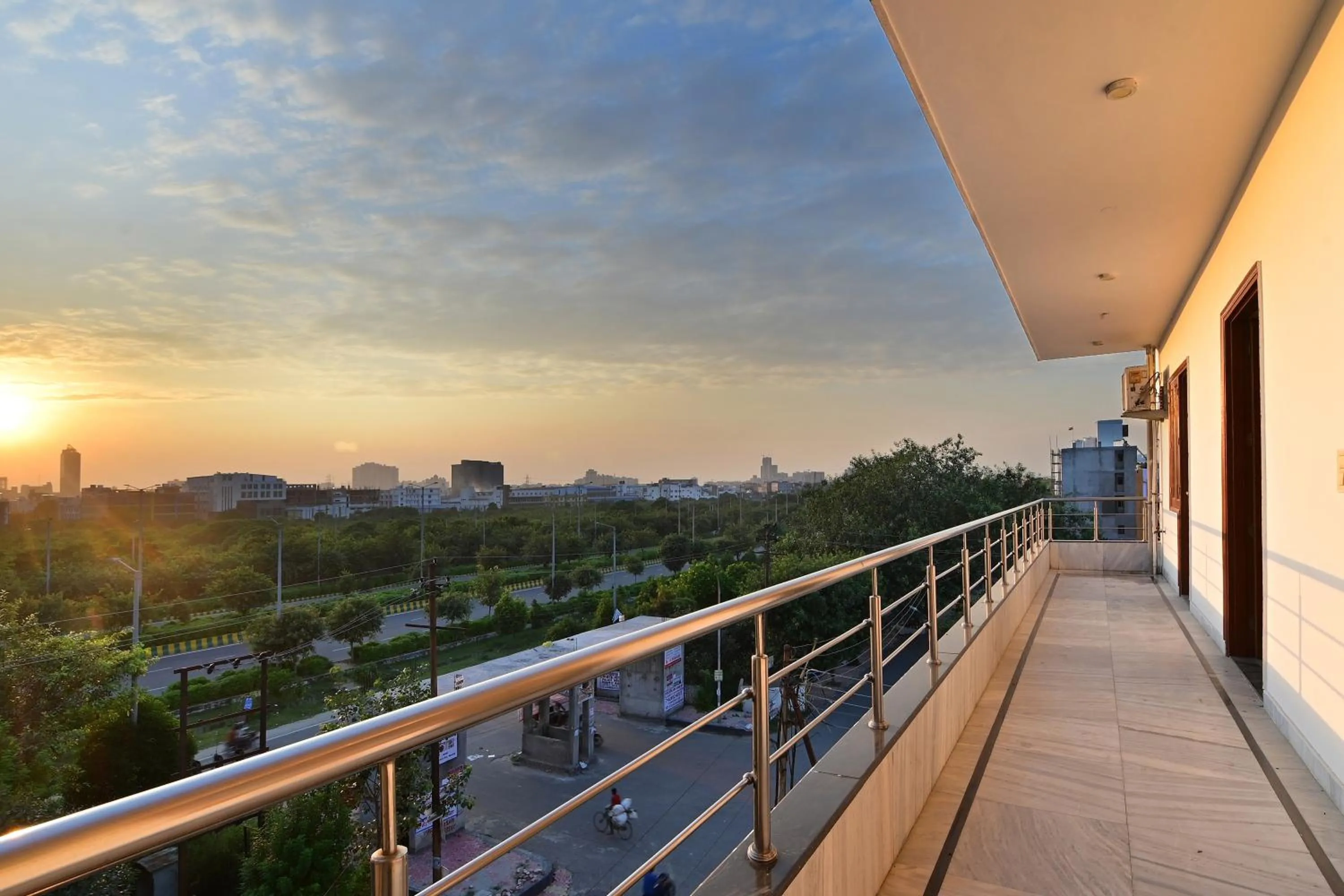 Balcony/Terrace in Hotel The York - Couple-unfriendly hotel