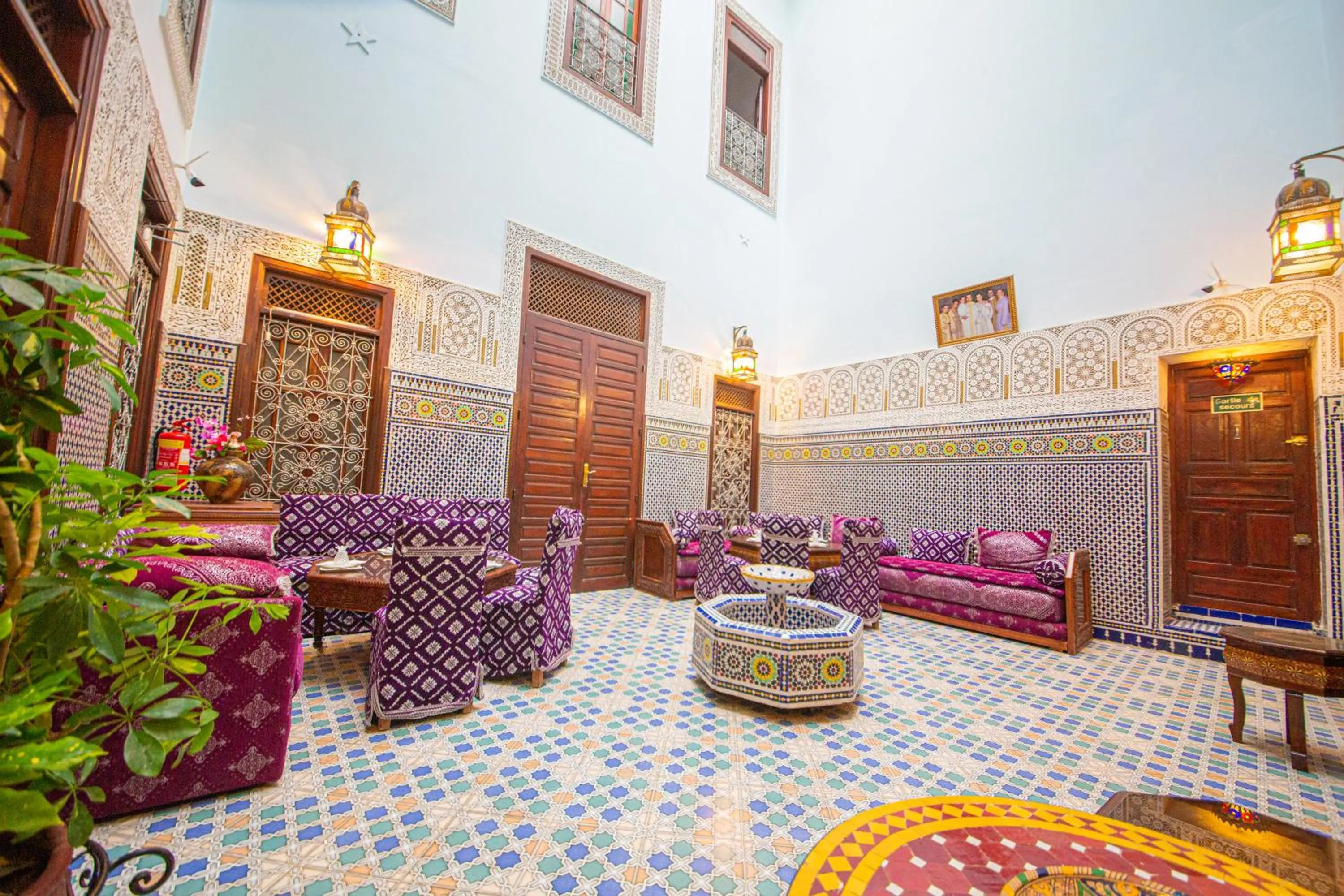 Property building in Riad Baba
