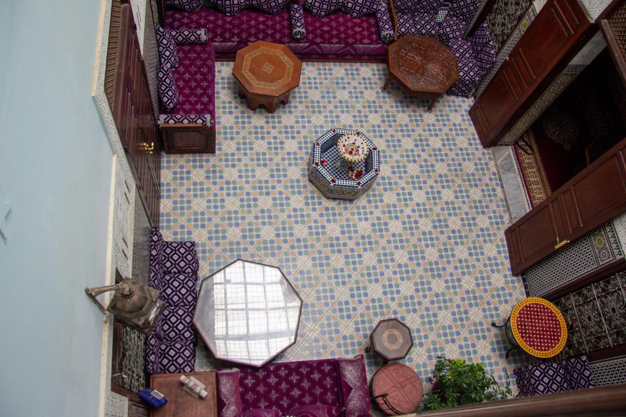 Property building in Riad Baba