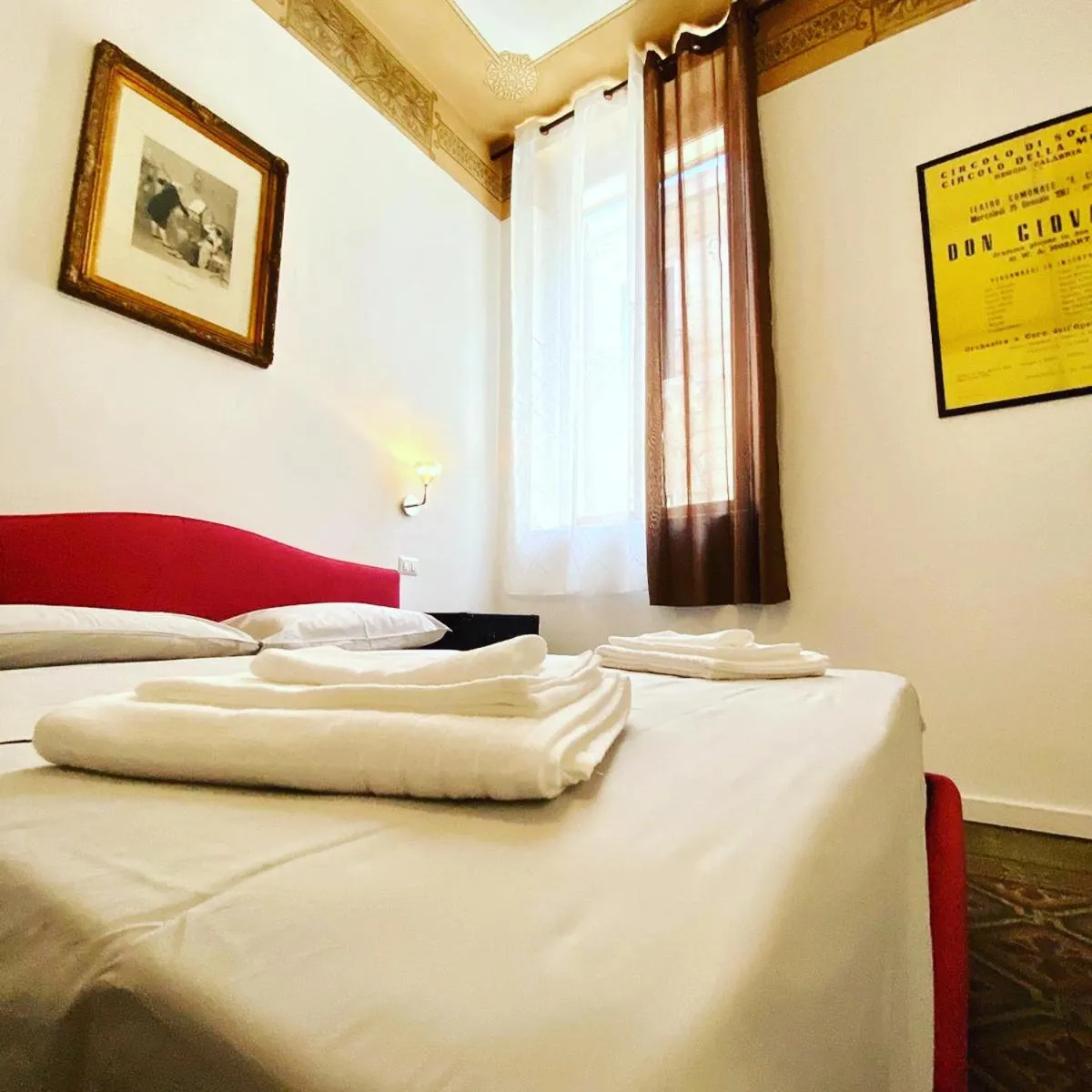Standard King Room in Al Teatro