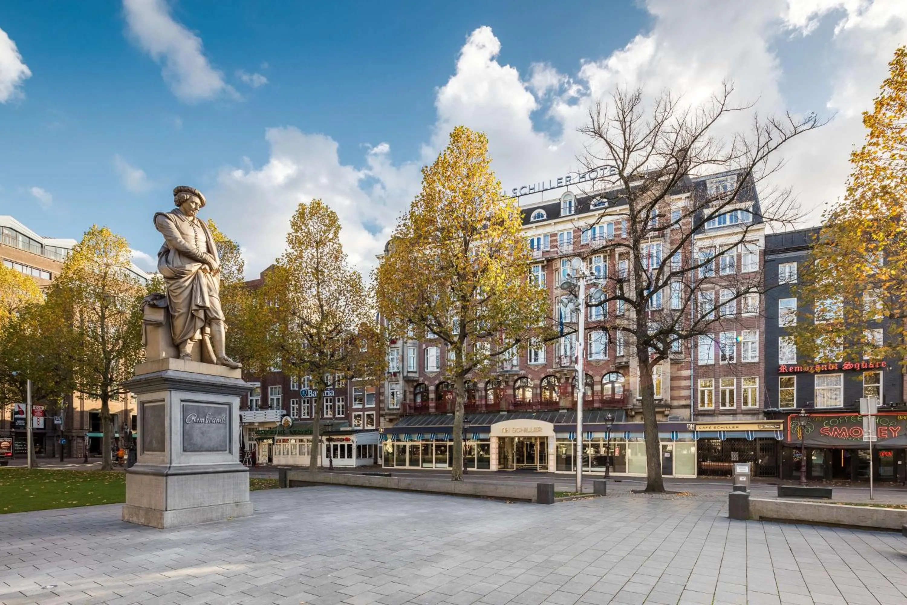 Property building in NH Amsterdam Schiller