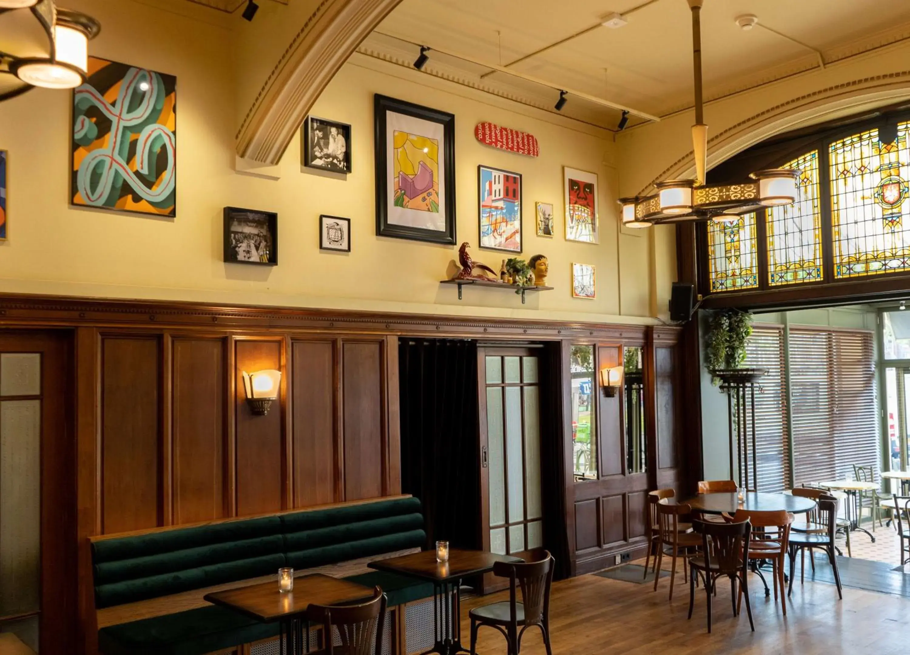 Lounge or bar in NH Amsterdam Schiller Lounge or bar in NH Amsterdam Schiller