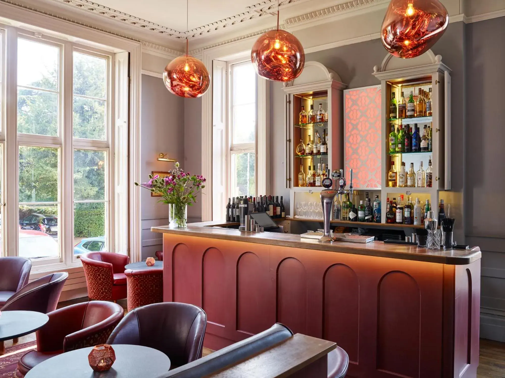 Lounge or bar in Cotswold Grange Lounge or bar in Cotswold Grange