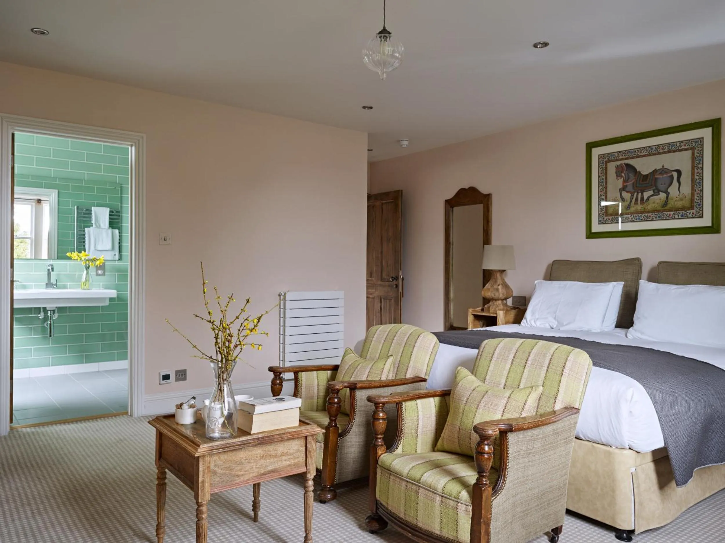 Bedroom, Bed in Cotswold Grange